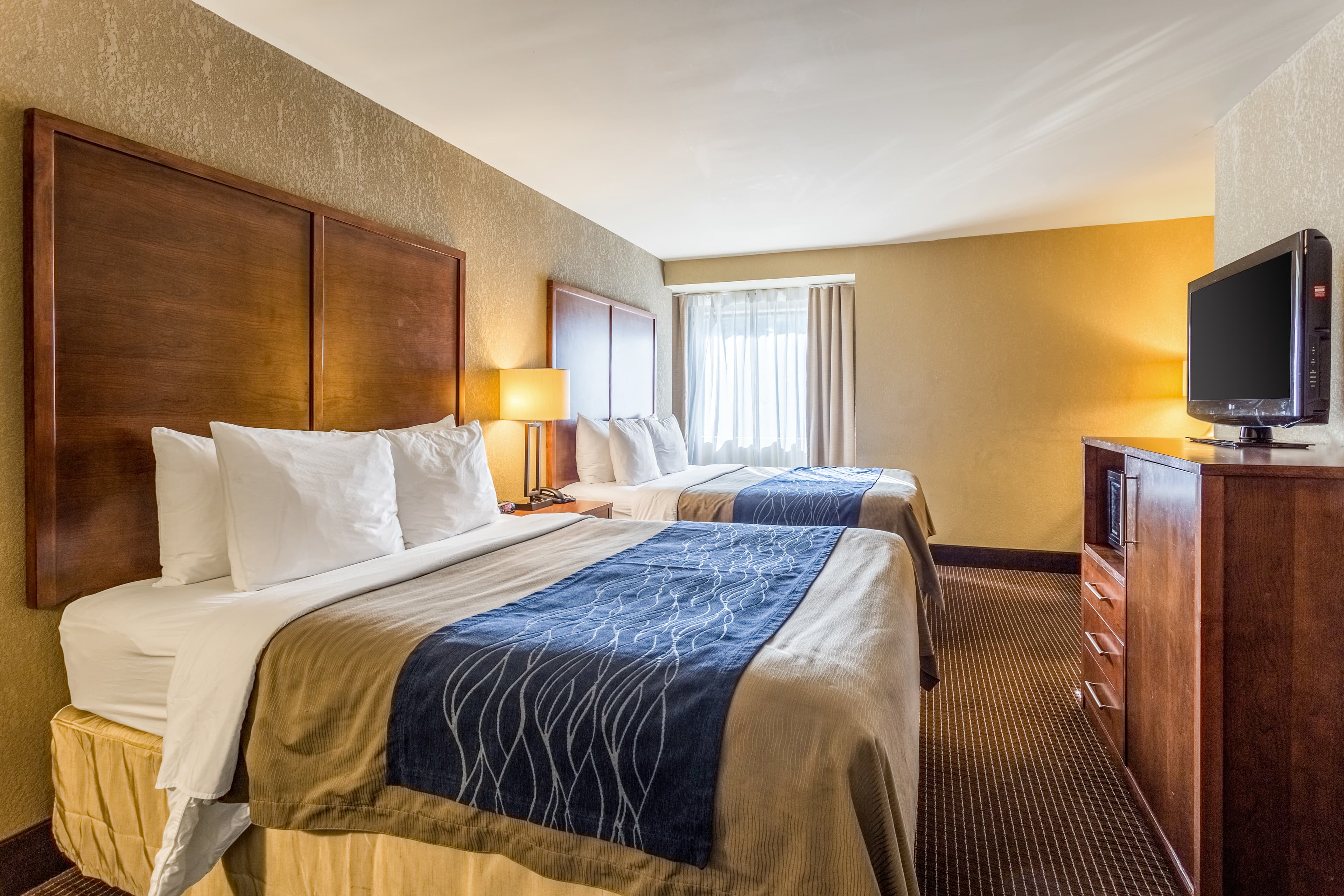 Comfort Inn Tupelo Central — 9