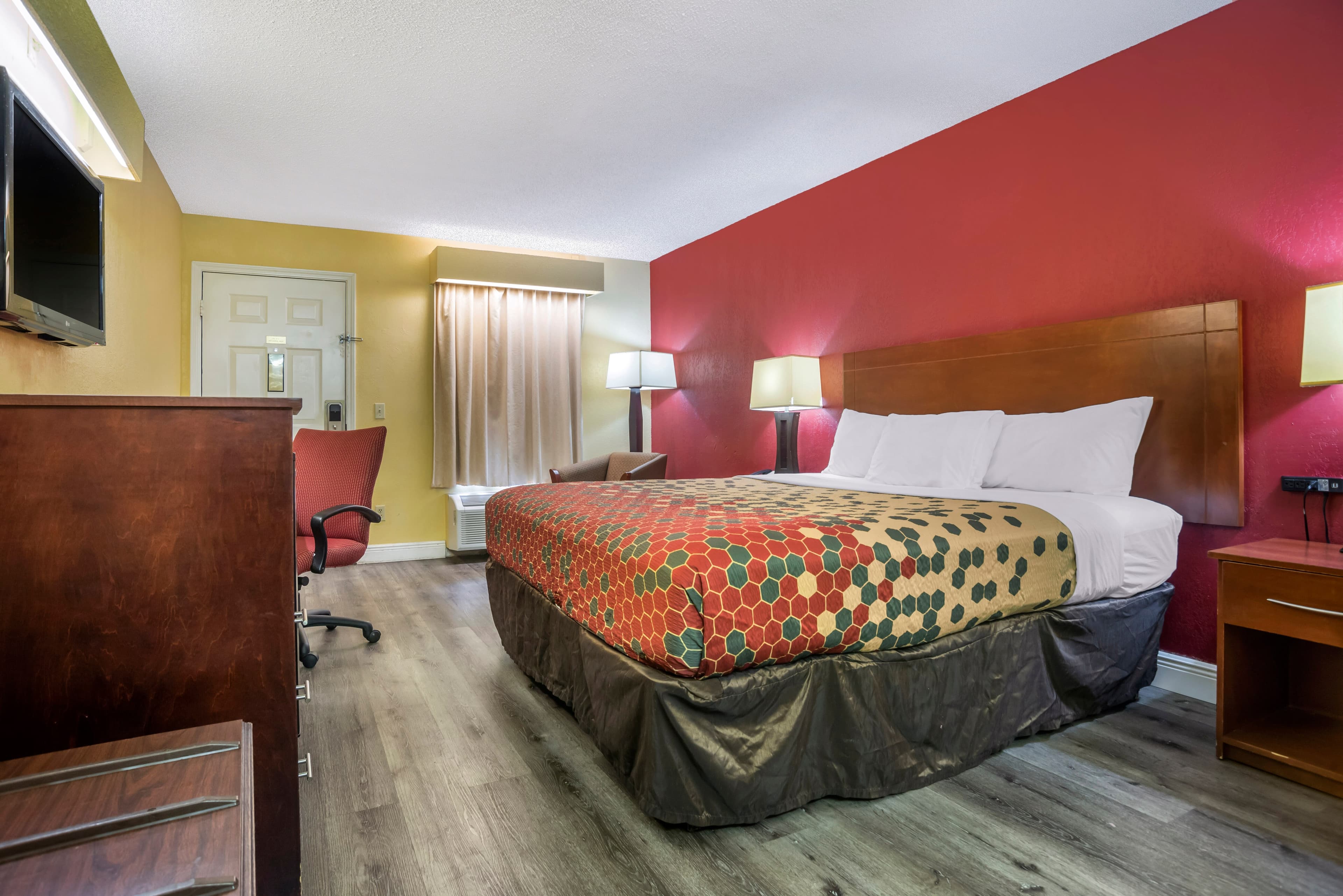 Econo Lodge Tupelo Barnes Crossing — 20
