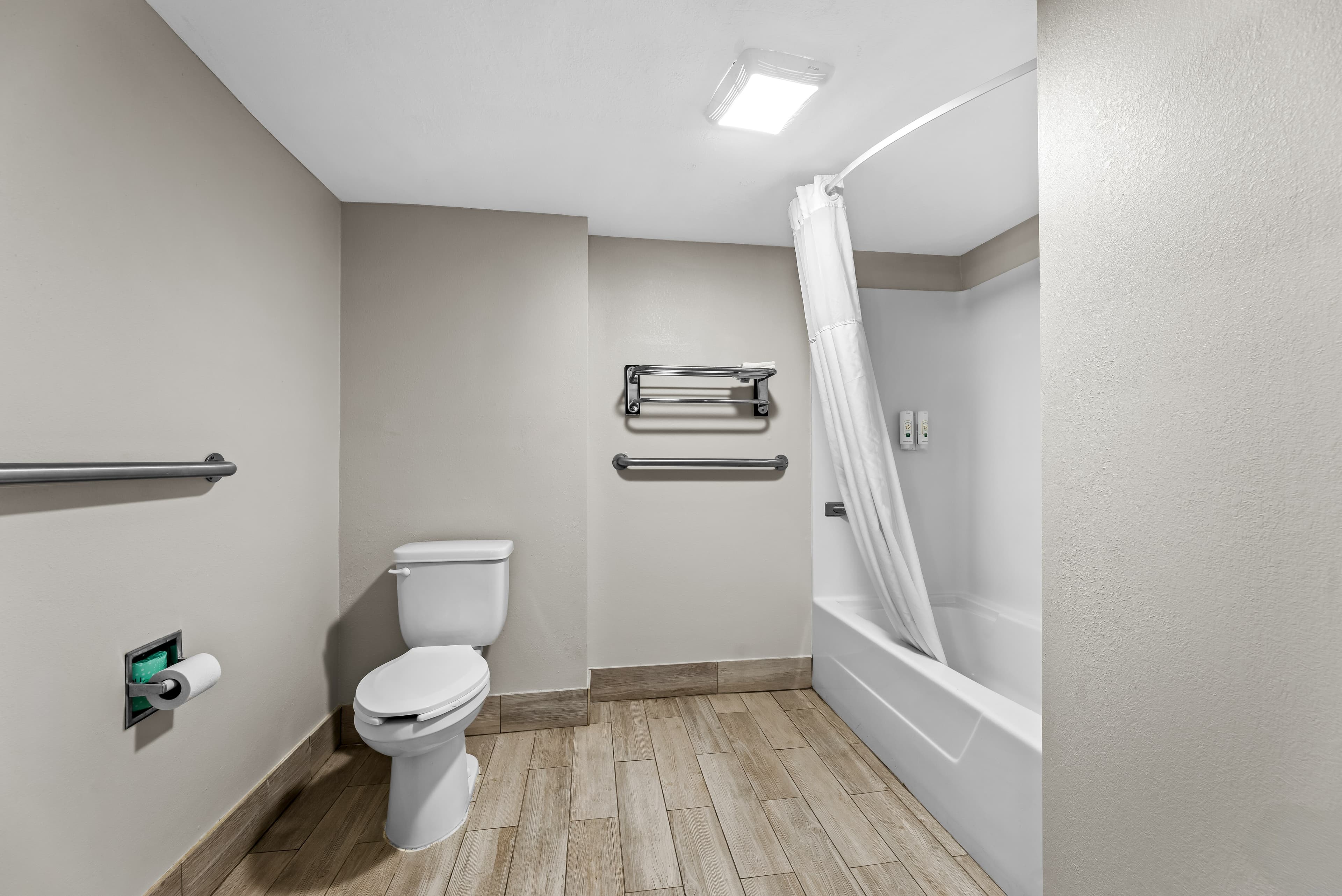 Quality Inn Richland - Jackson South - Image 3
