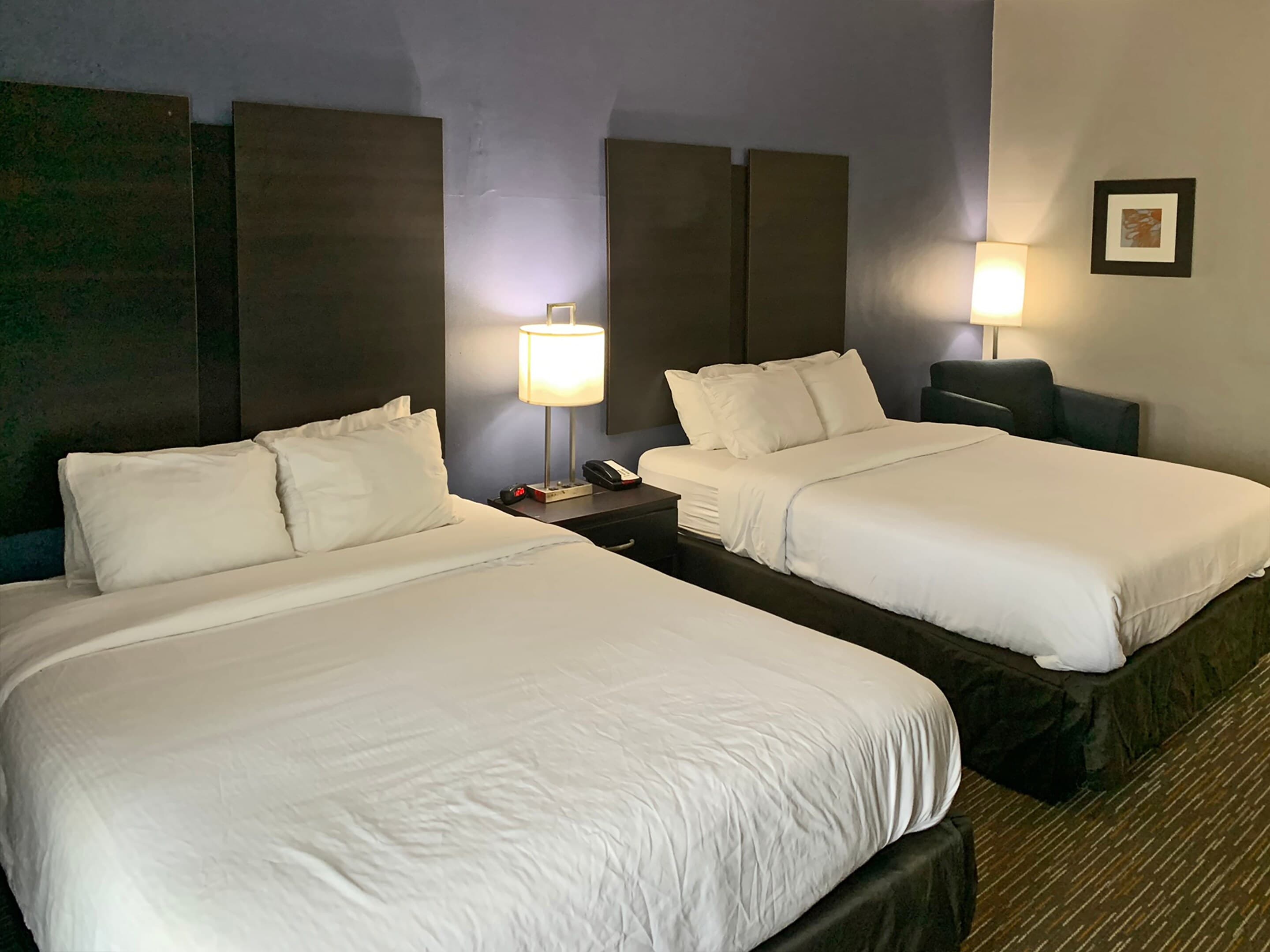 Comfort Inn & Suites Columbus North - Image 5