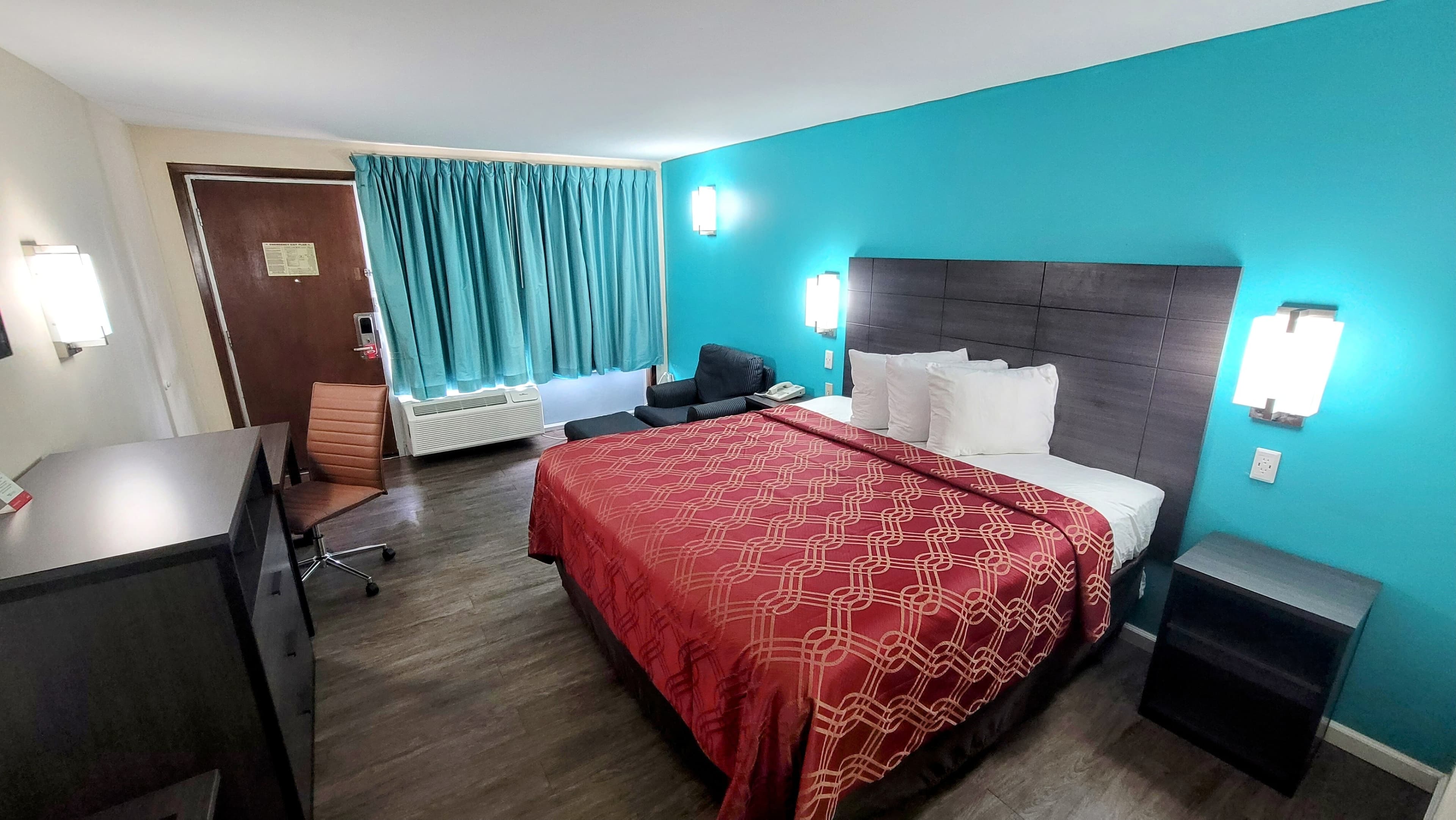 Econo Lodge Kosciusko — 7