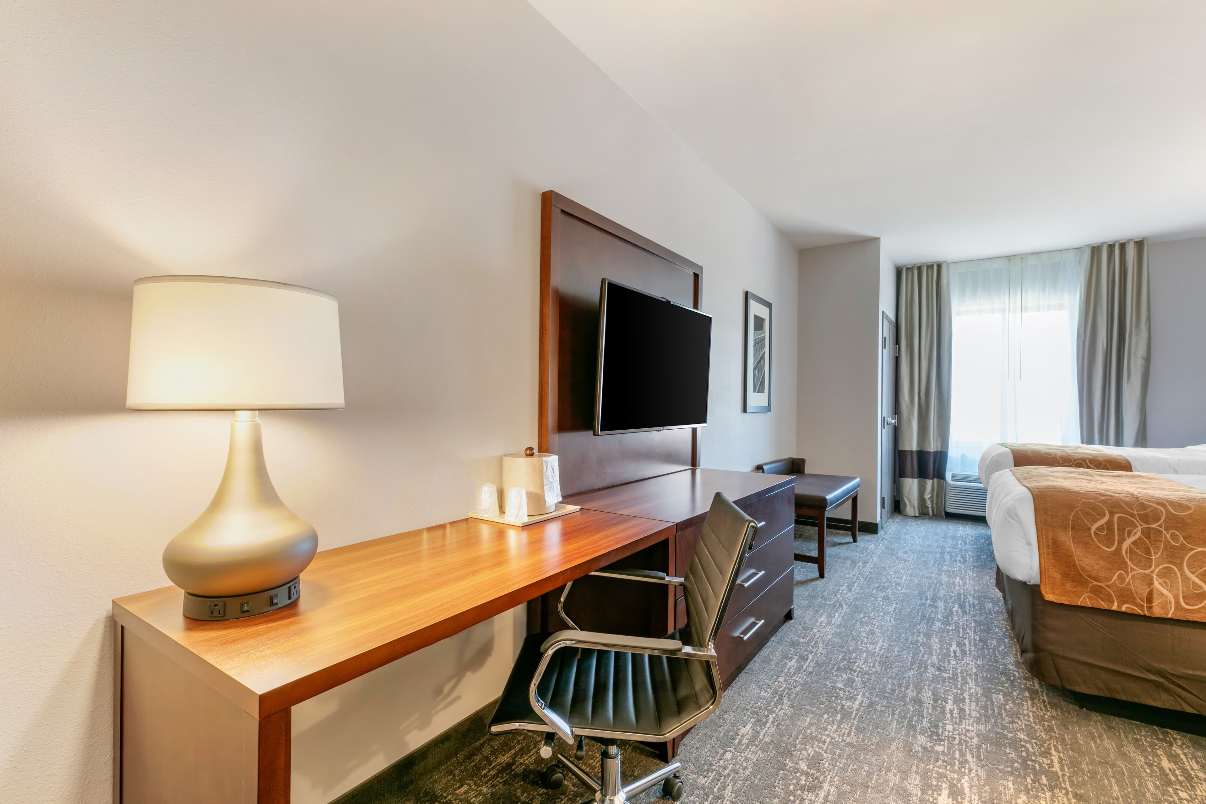Comfort Suites North Tupelo — 19
