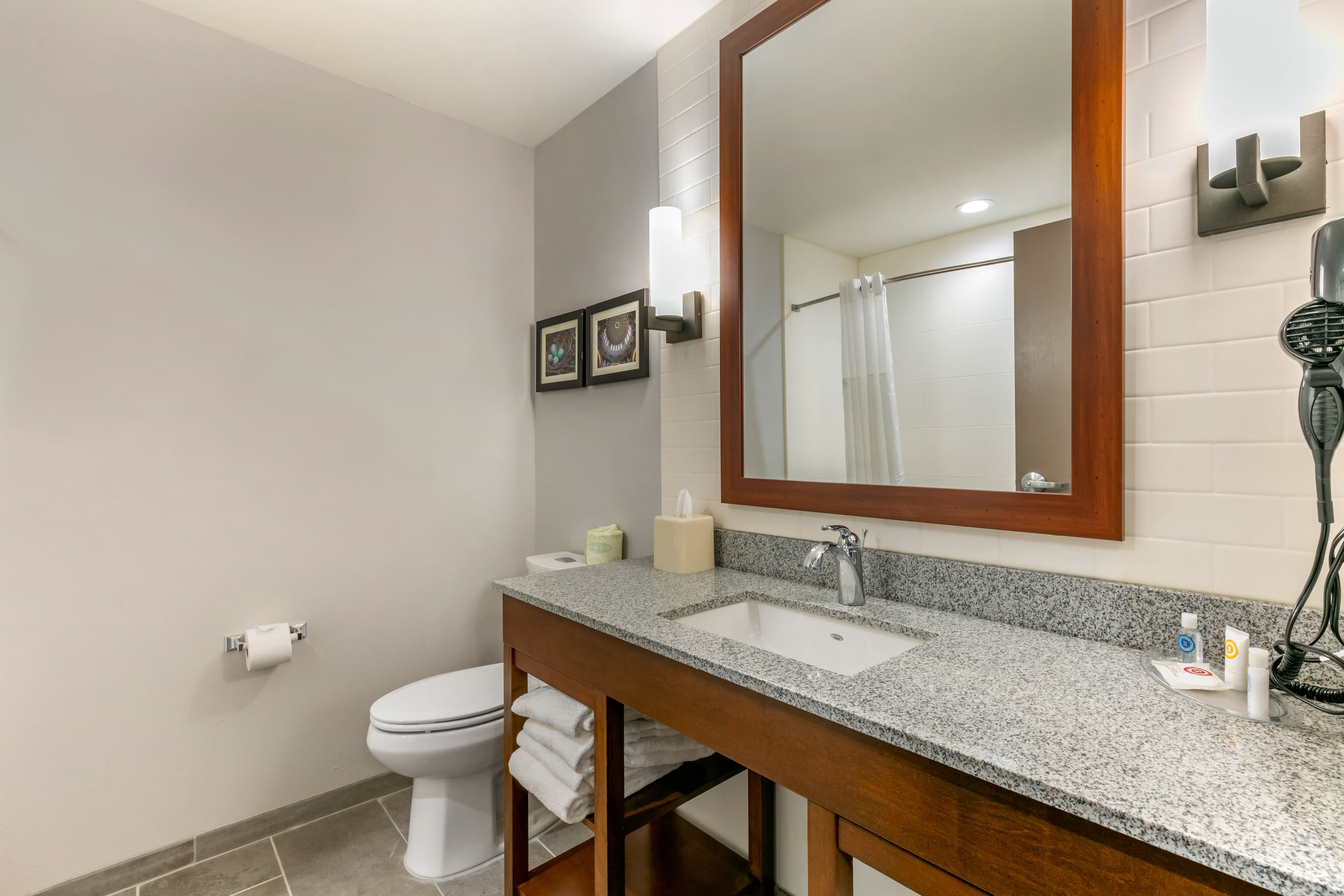 Comfort Suites North Tupelo — 21