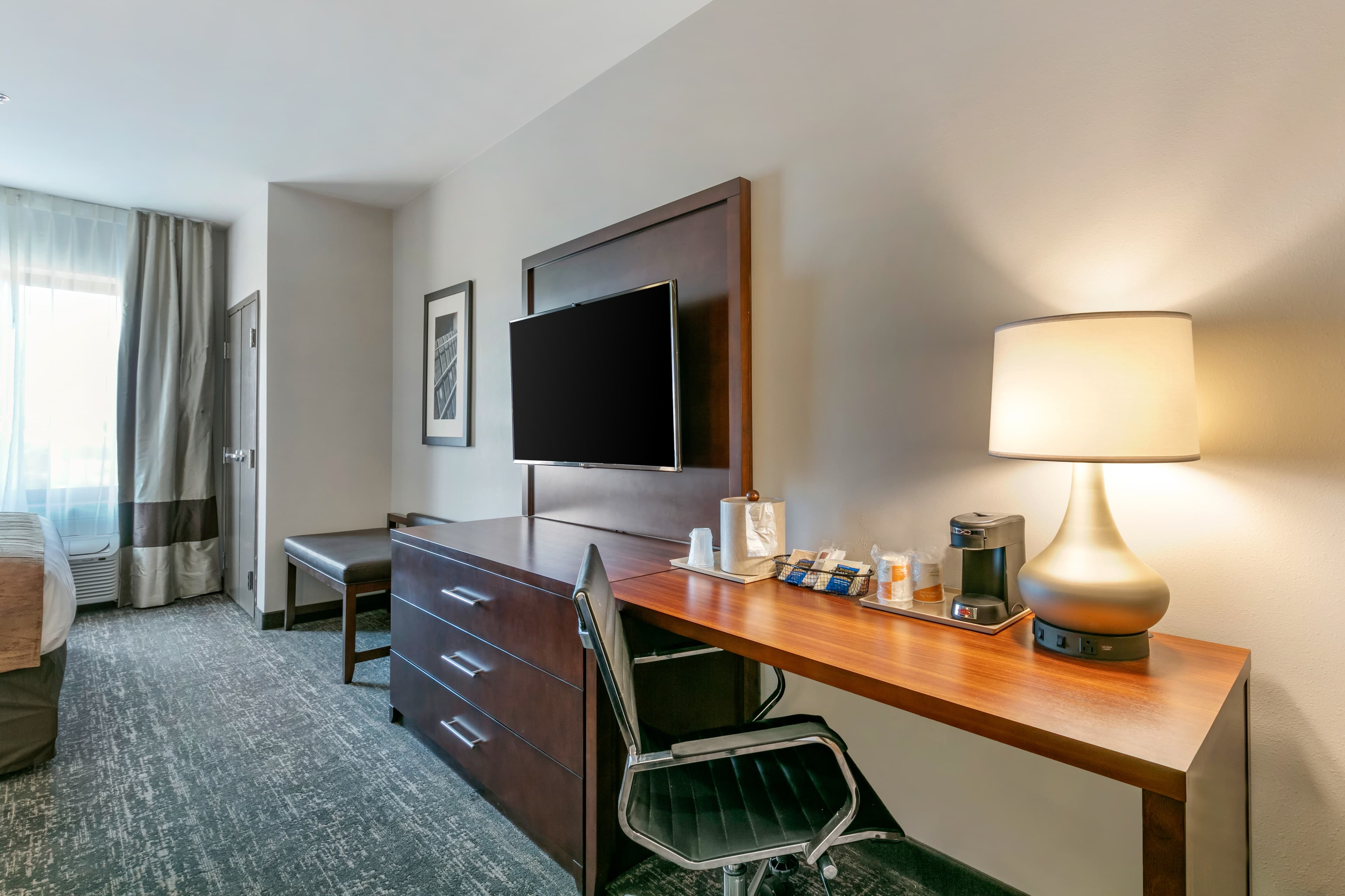 Comfort Suites North Tupelo — 4