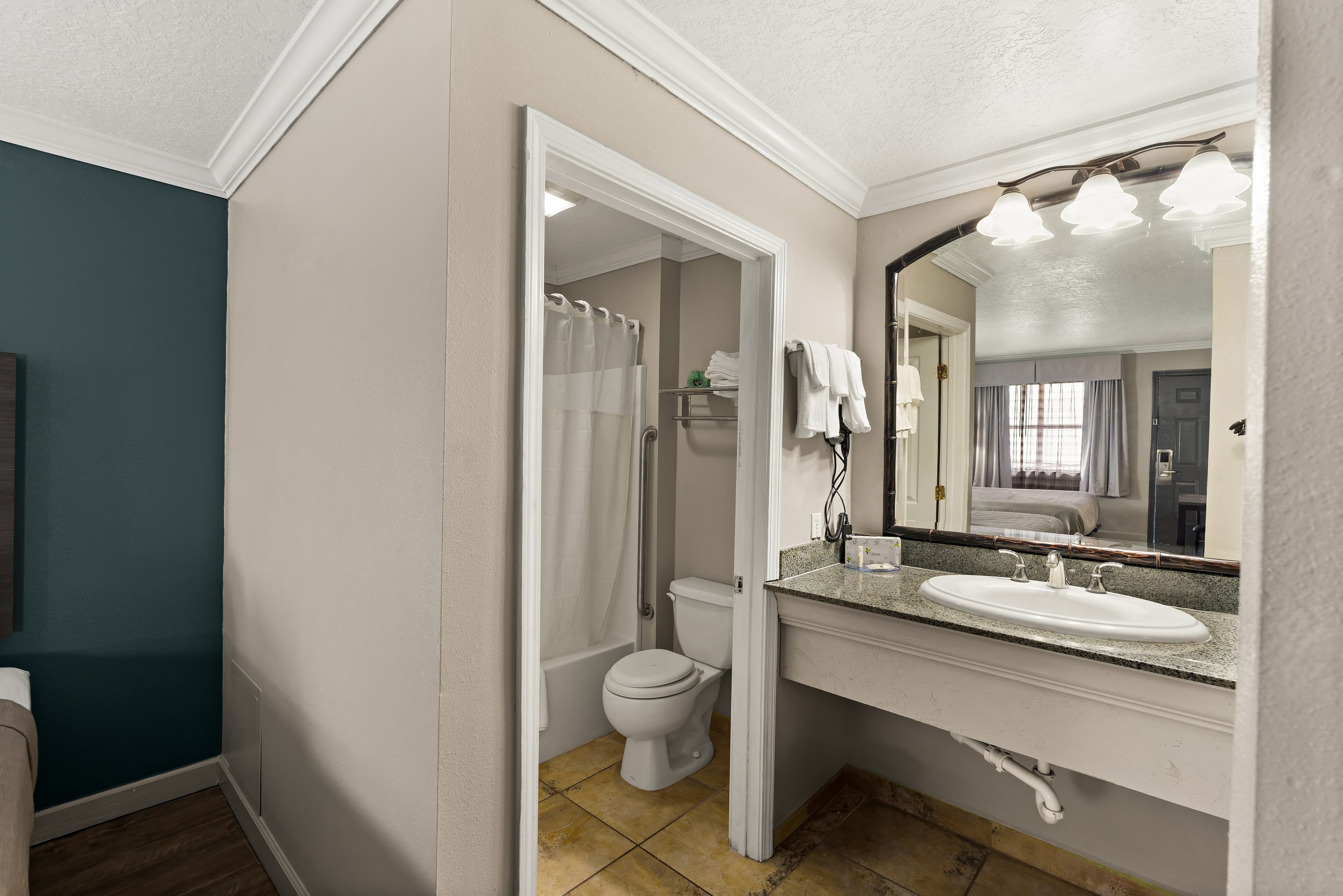 Quality Inn Ocean Springs - Biloxi East — 16