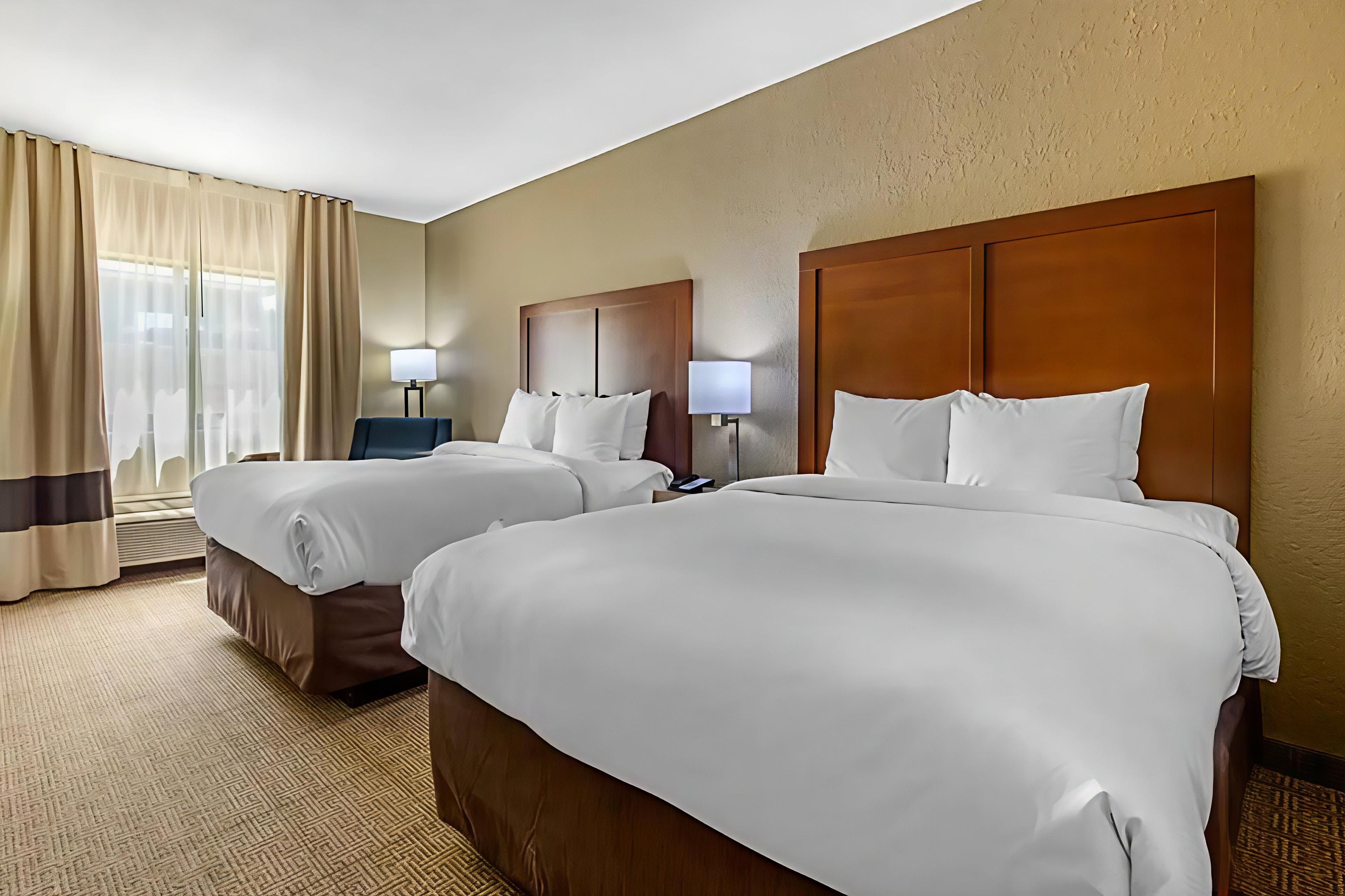 Comfort Inn & Suites Mccomb - Image 5