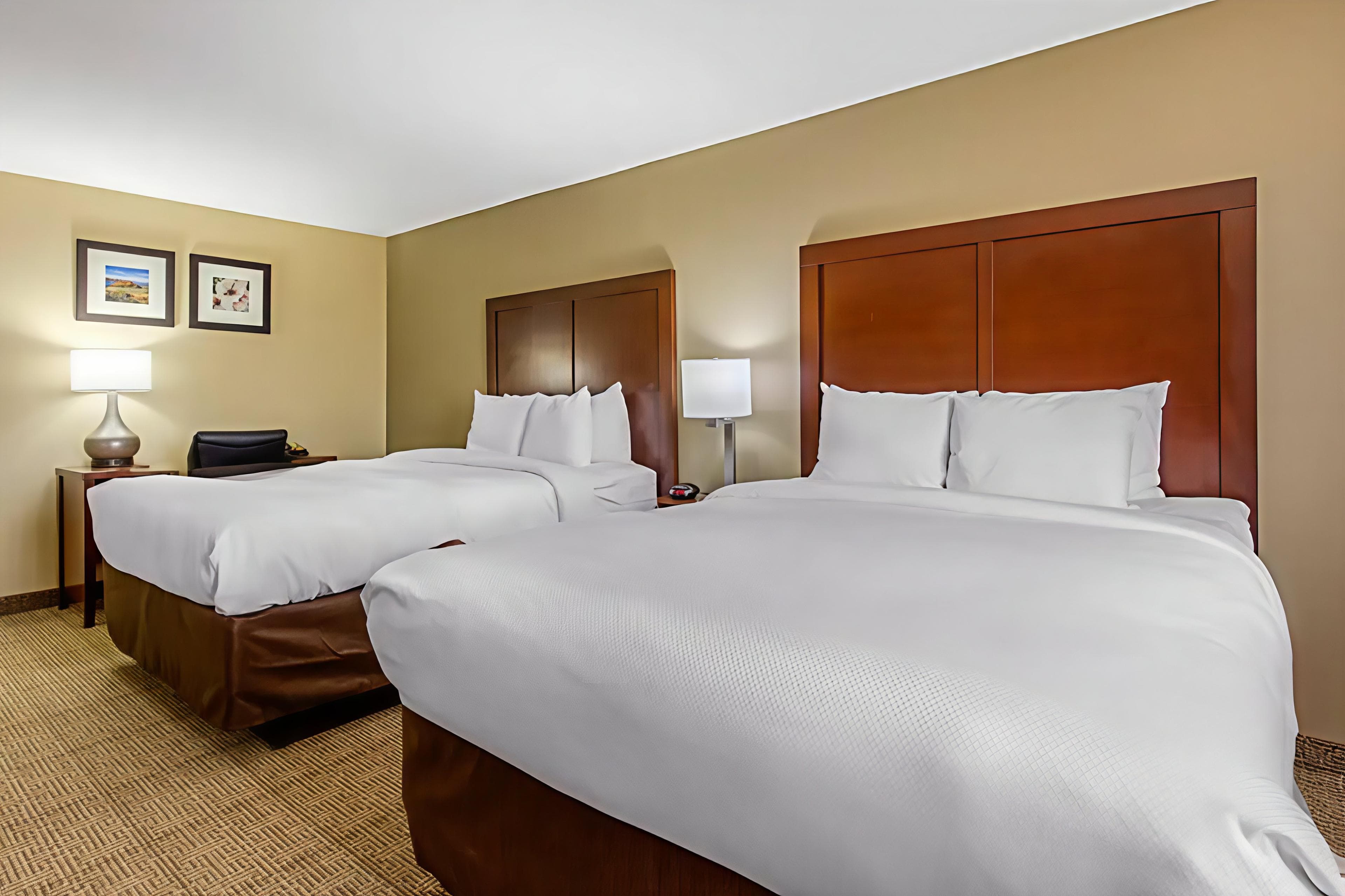 Comfort Inn & Suites Mccomb — 10