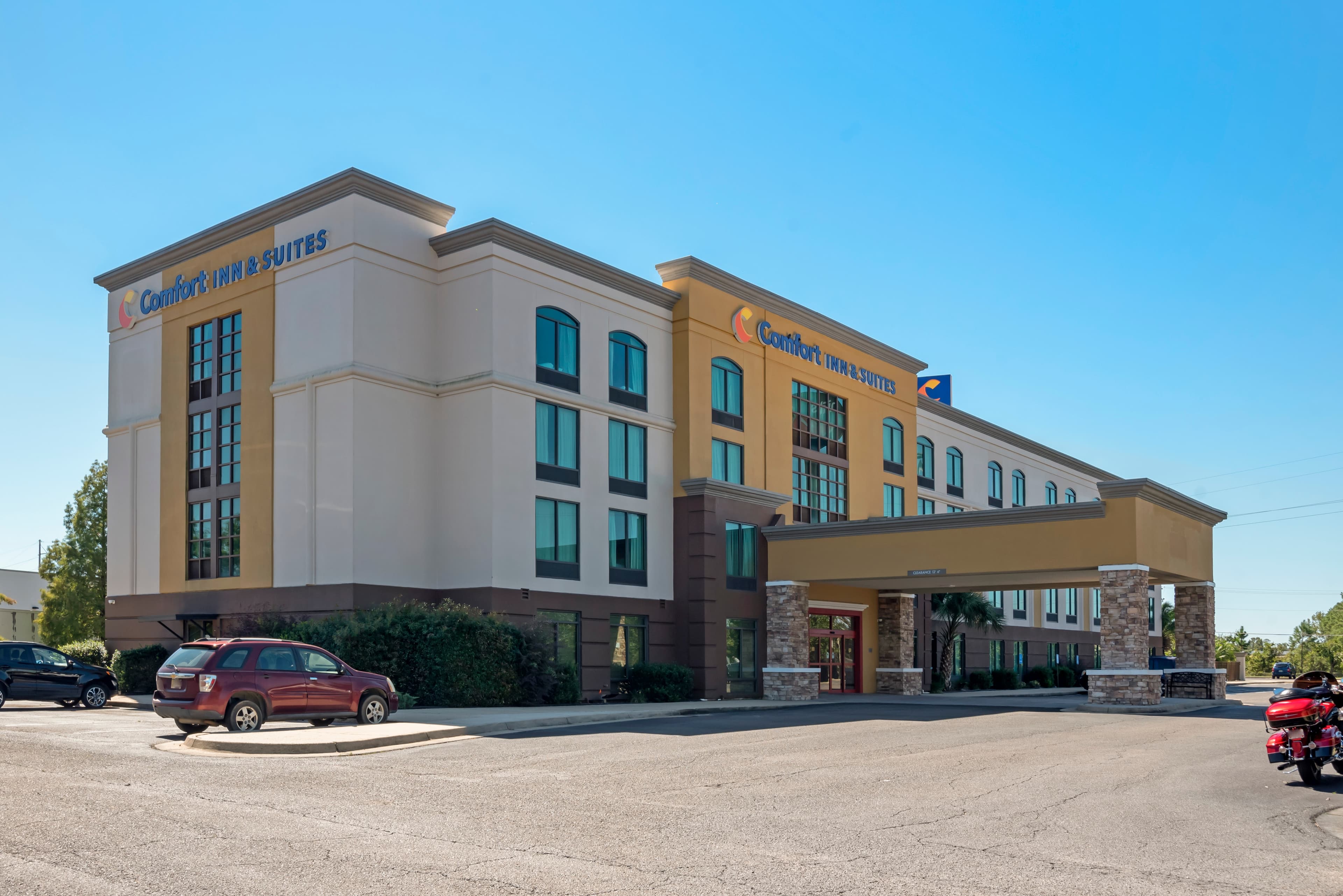 Comfort Inn & Suites Biloxi-D'Iberville - Image 1