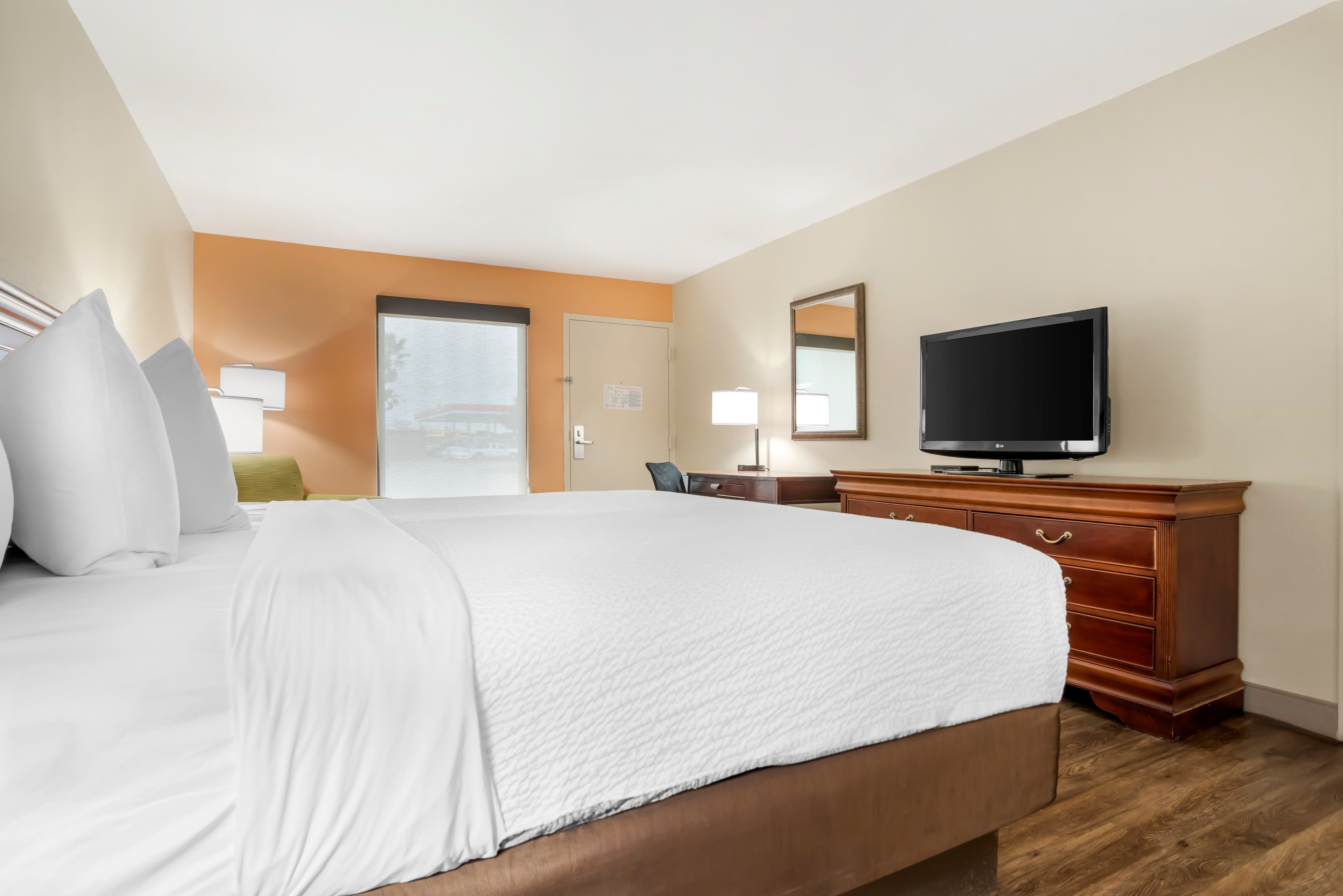 Econo Lodge Moss Point - Pascagoula - Image 4