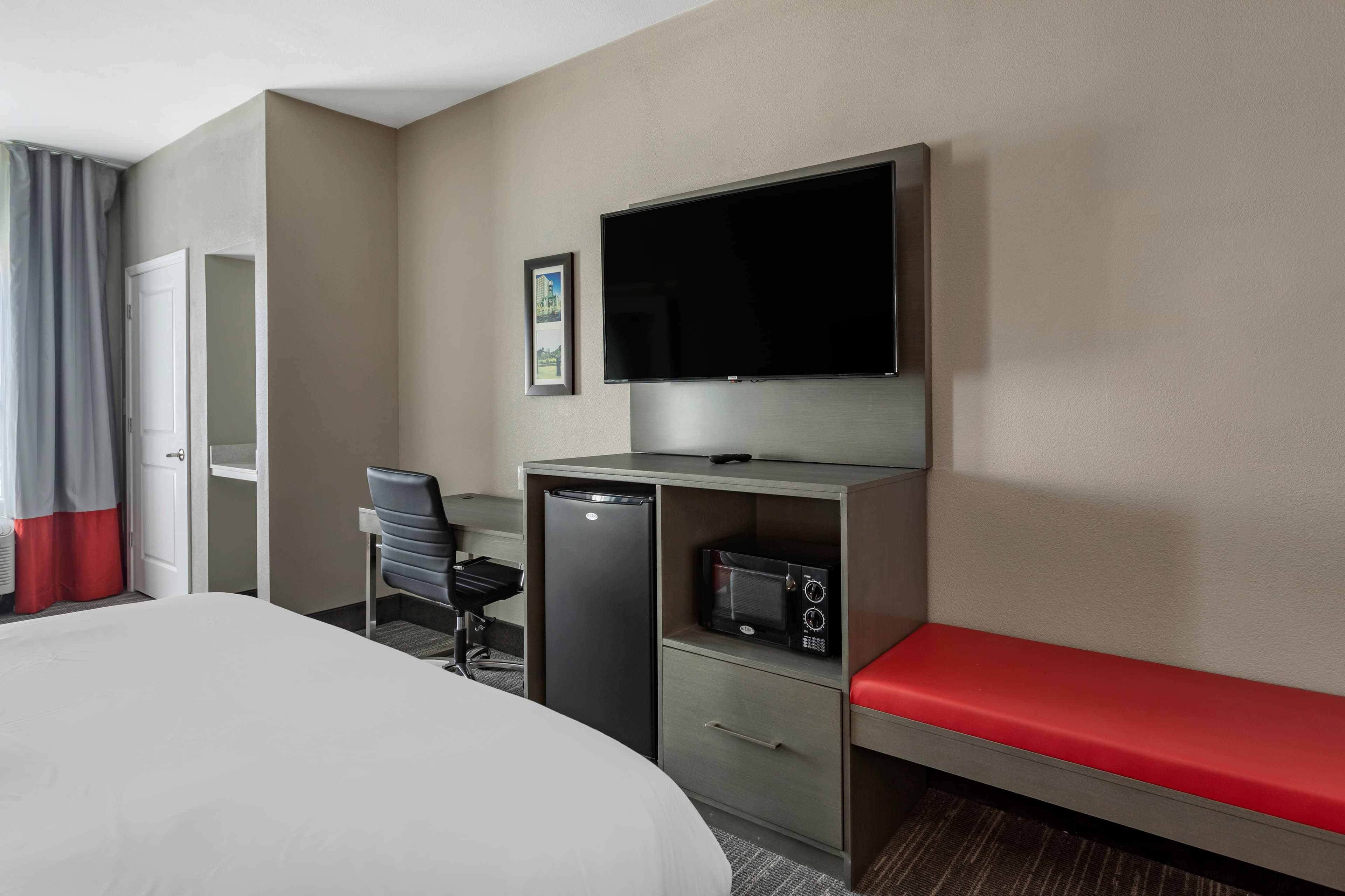 Comfort Inn & Suites Olive Branch Old Towne — 7