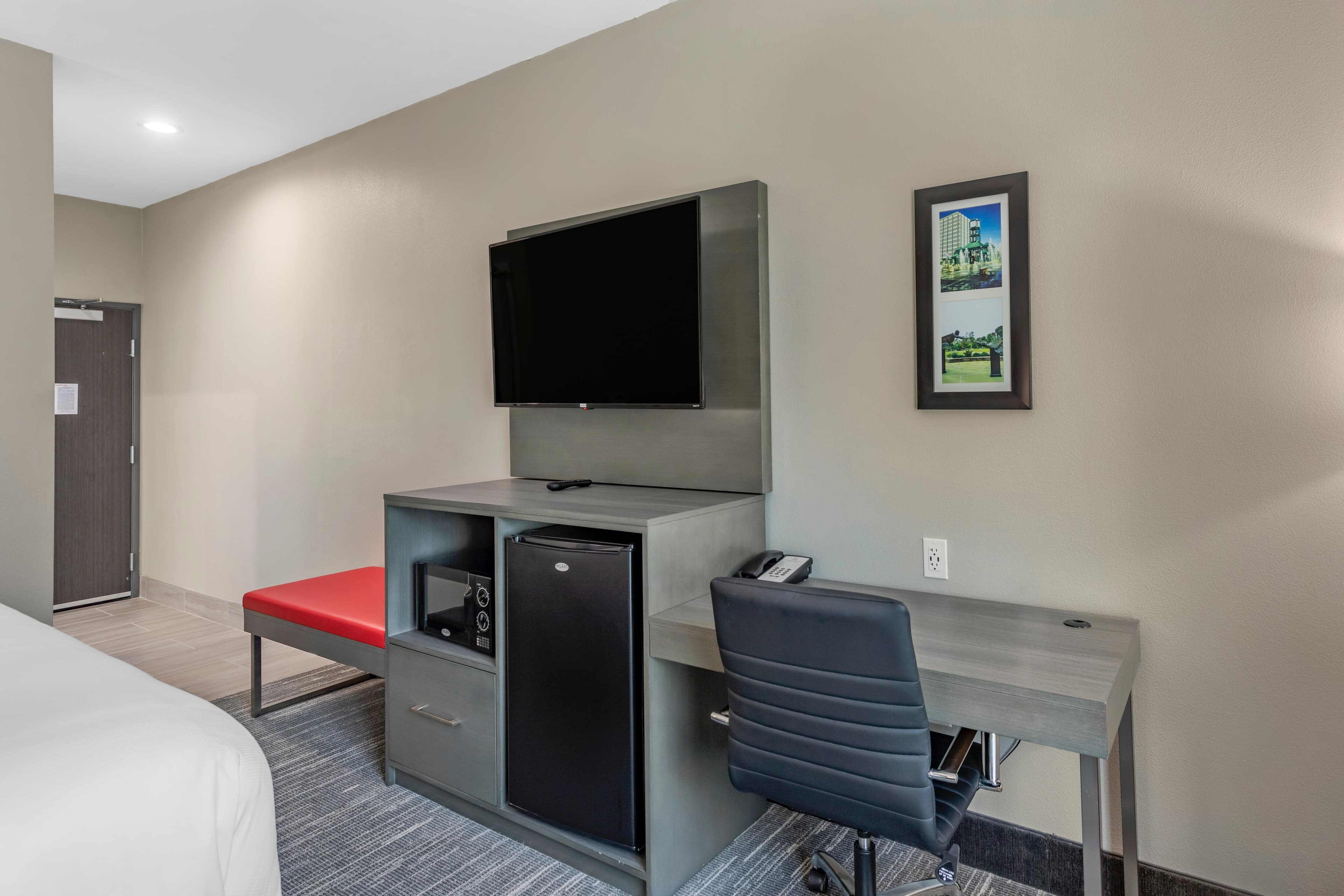 Comfort Inn & Suites Olive Branch Old Towne — 12