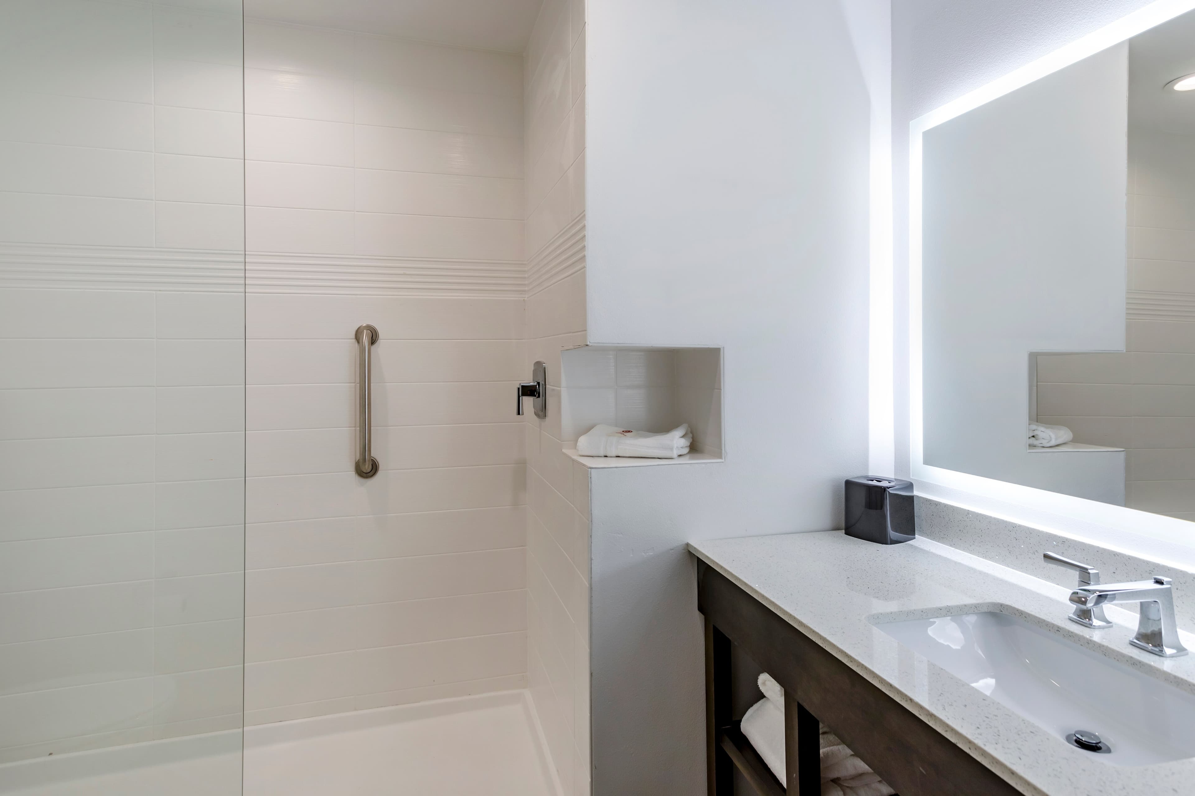 Comfort Inn & Suites Olive Branch Old Towne — 13
