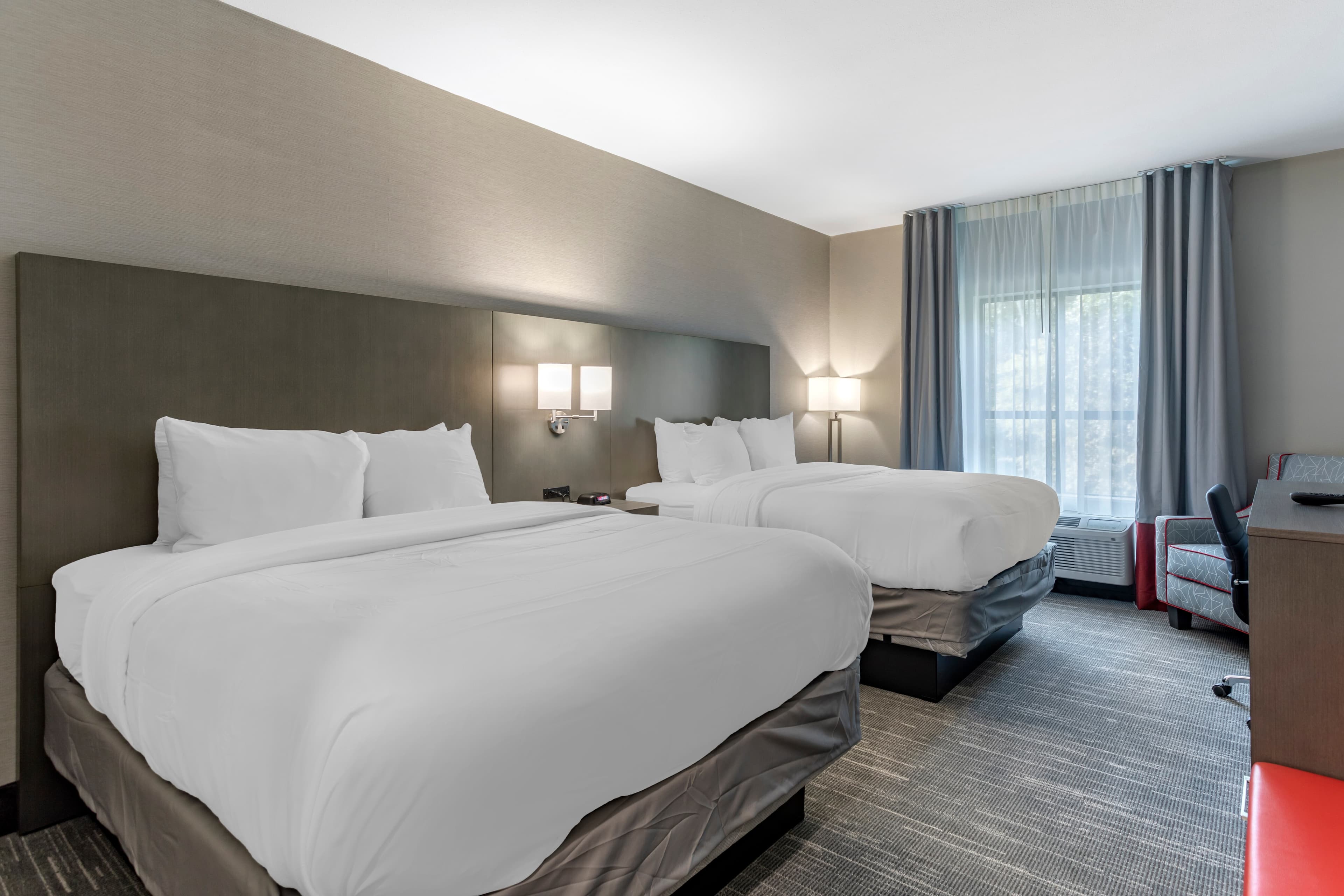Comfort Inn & Suites Olive Branch Old Towne — 14