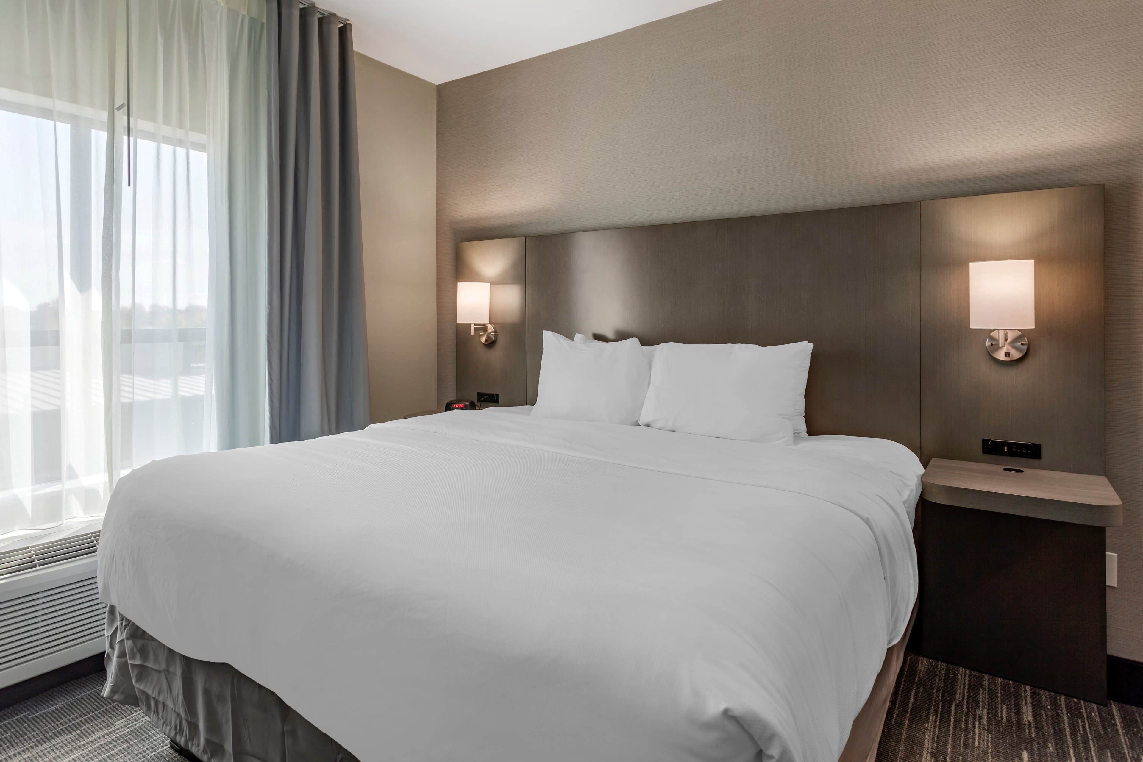 Comfort Inn & Suites Olive Branch Old Towne — 28