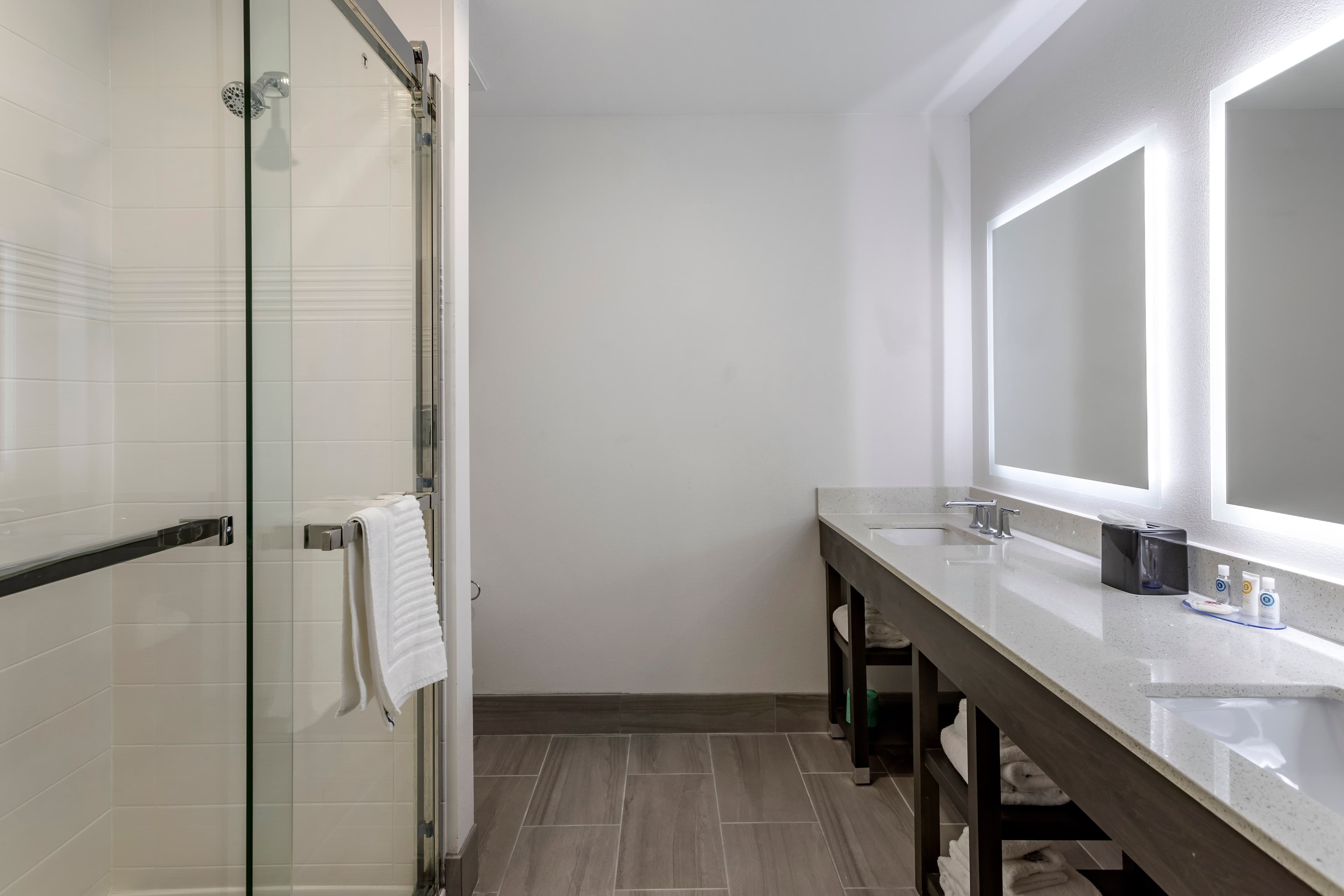 Comfort Inn & Suites Olive Branch Old Towne — 33