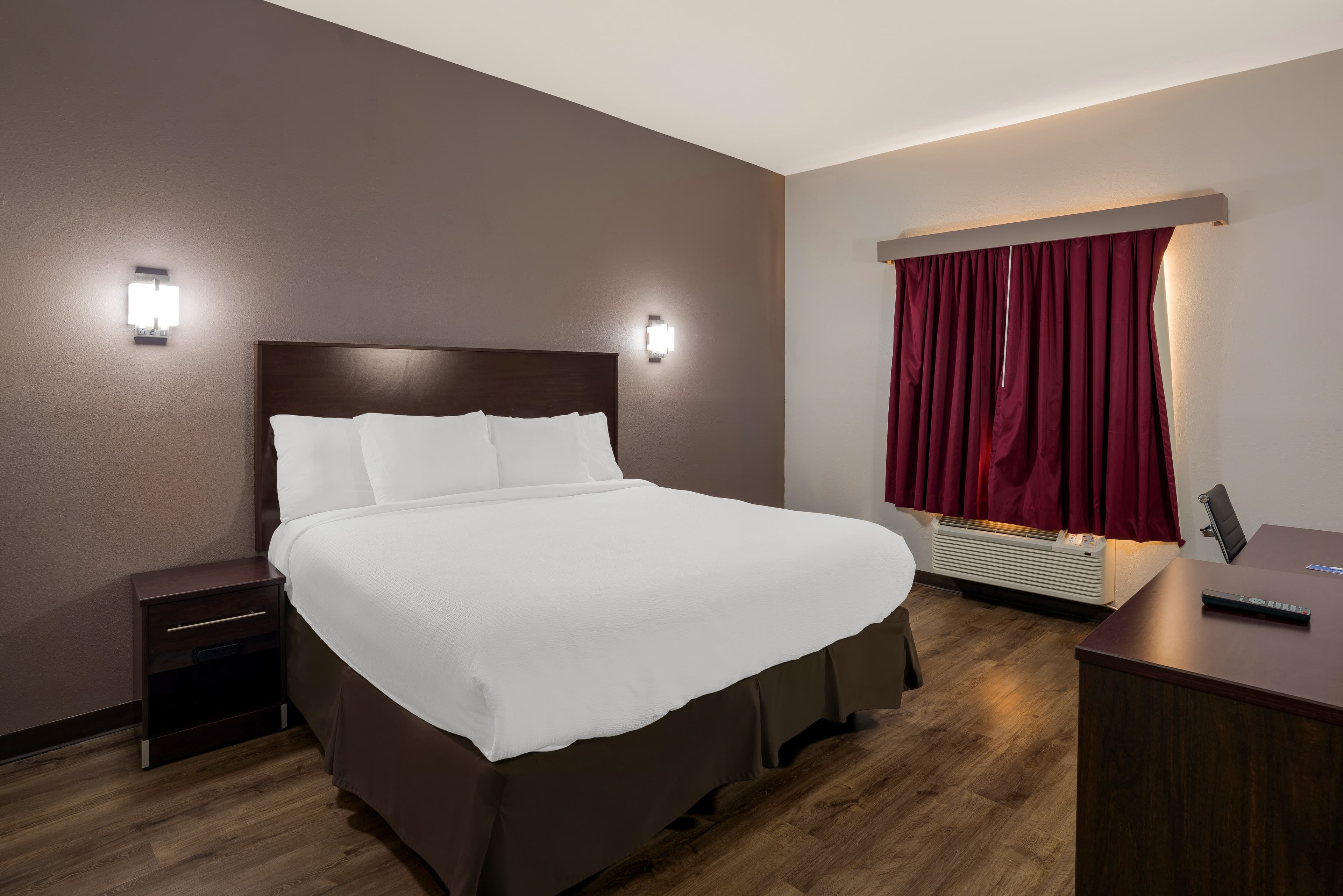 Rodeway Inn Brandon - Jackson East - Image 2