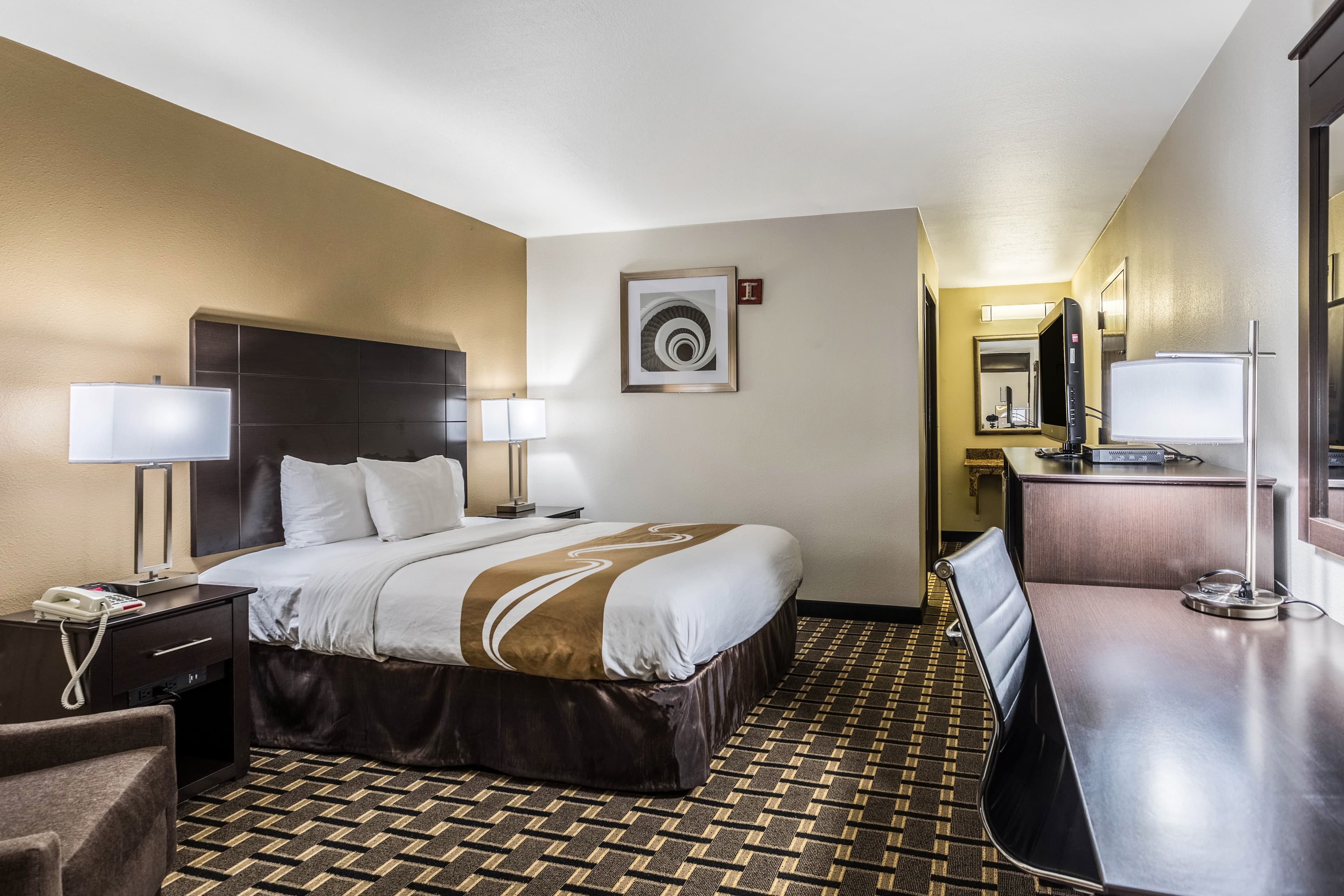 Quality Inn Tupelo Central — 26