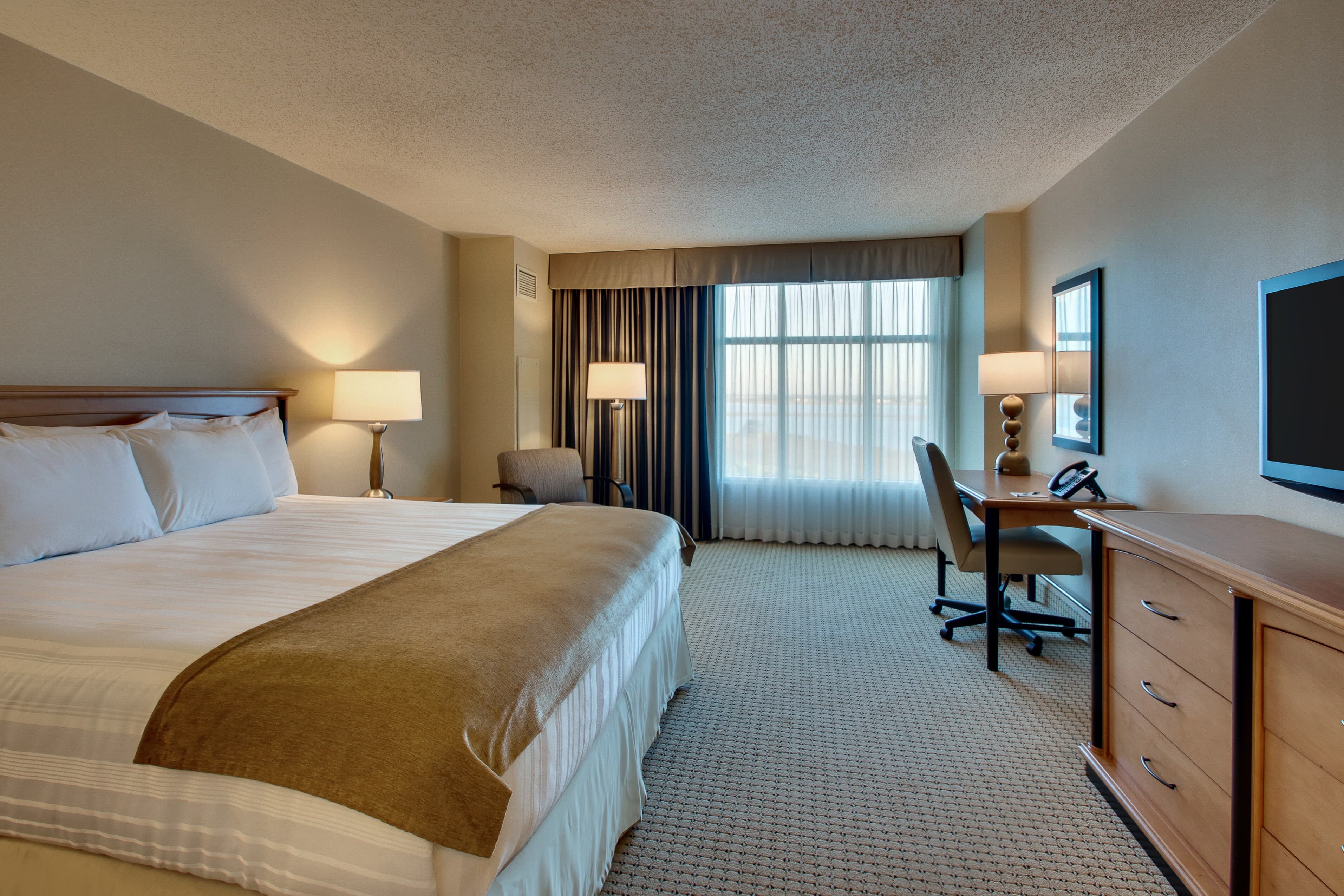 Hollywood Casino Gulf Coast - Image 2