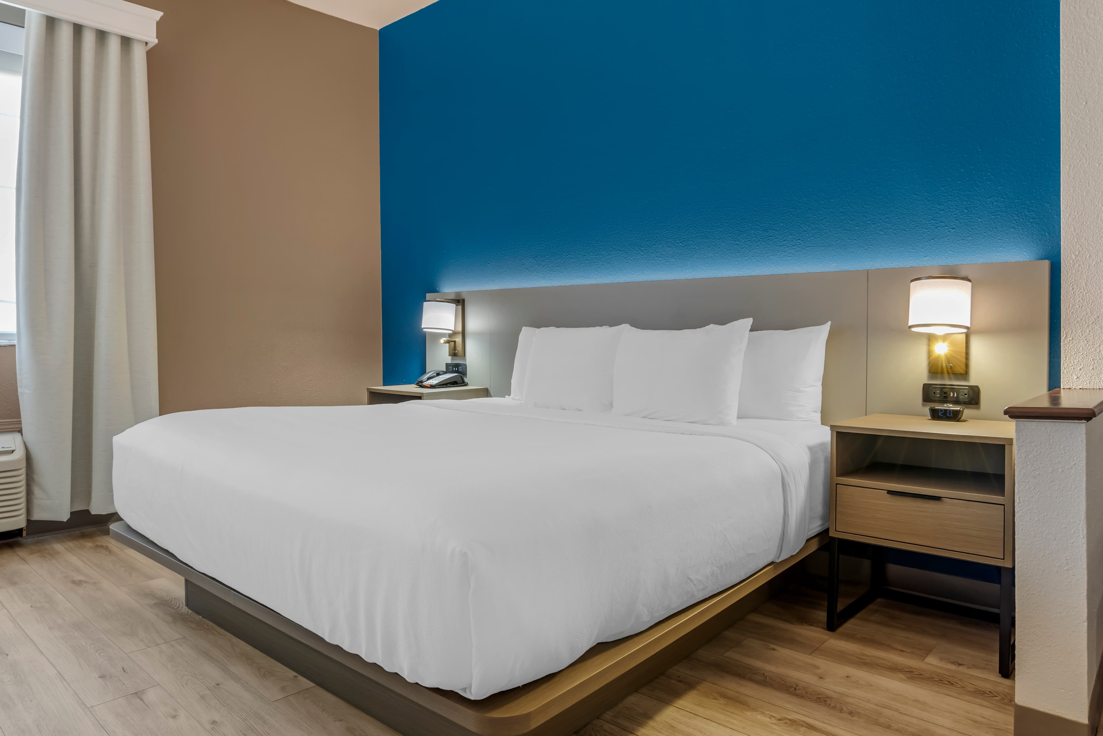 Comfort Suites Hattiesburg near University - Image 2