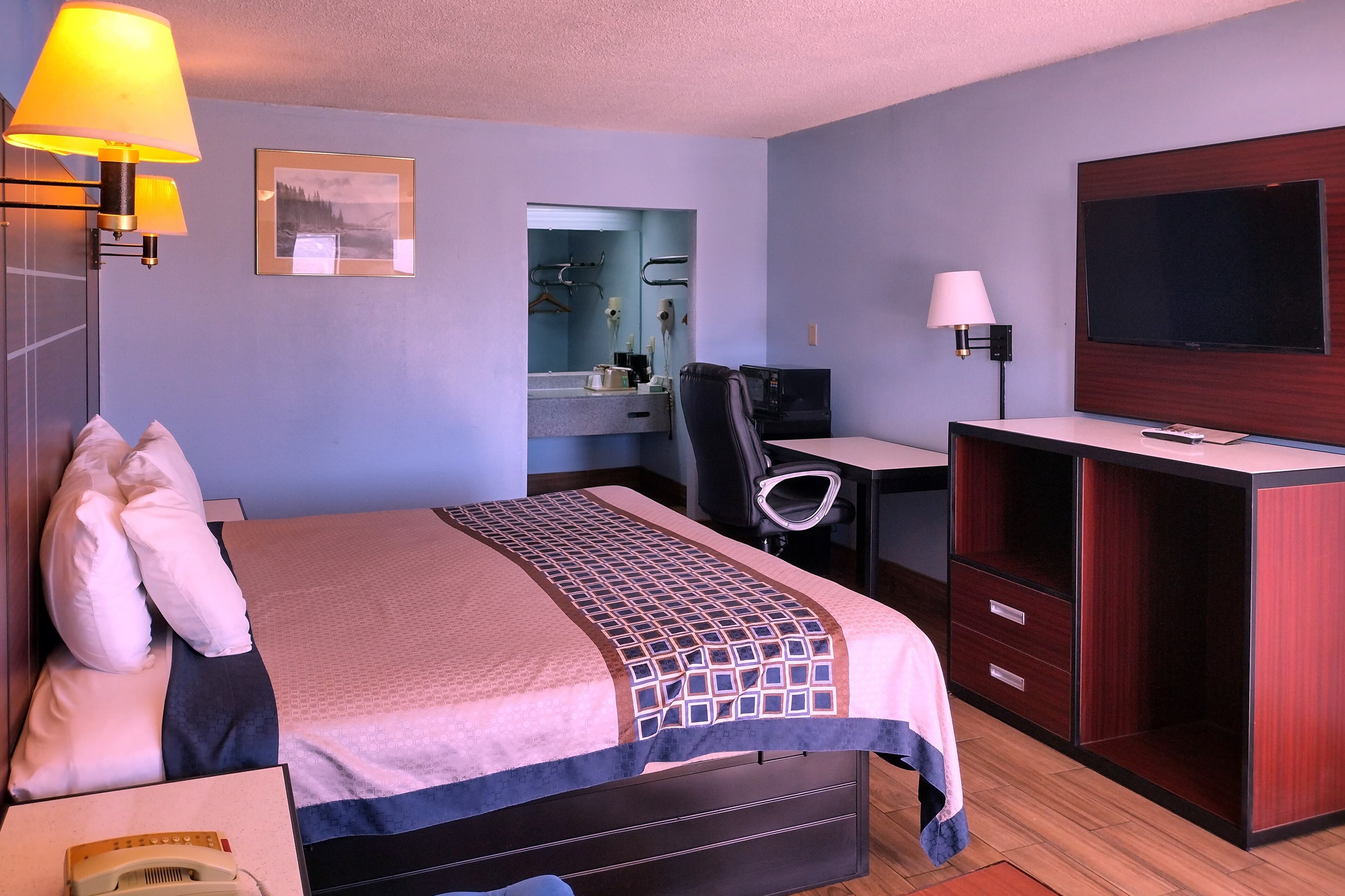 Rodeway Inn Richland - Jackson South - Image 3