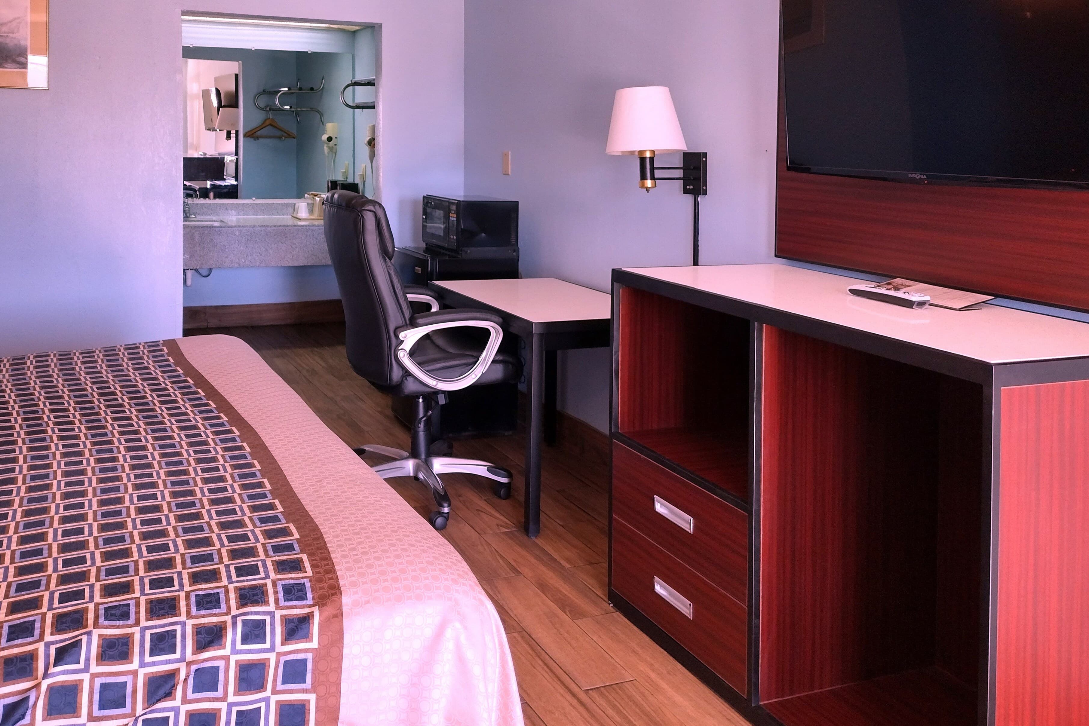 Rodeway Inn Richland - Jackson South - Image 4