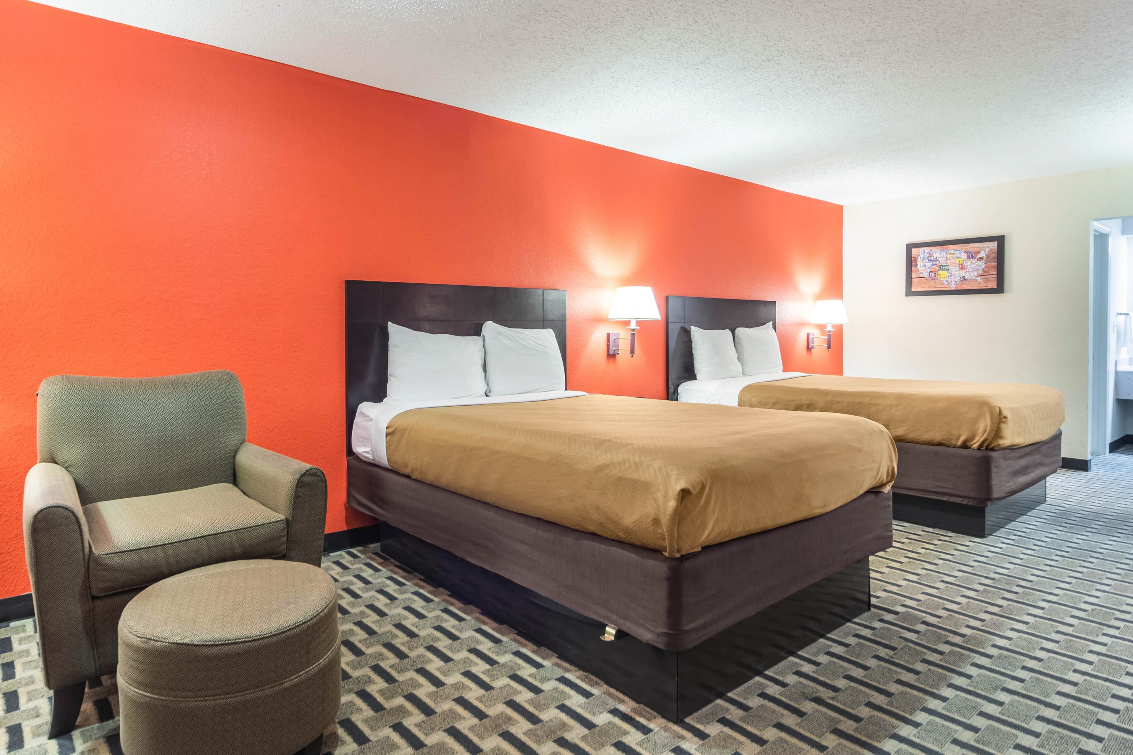Econo Lodge Laurel - Image 2