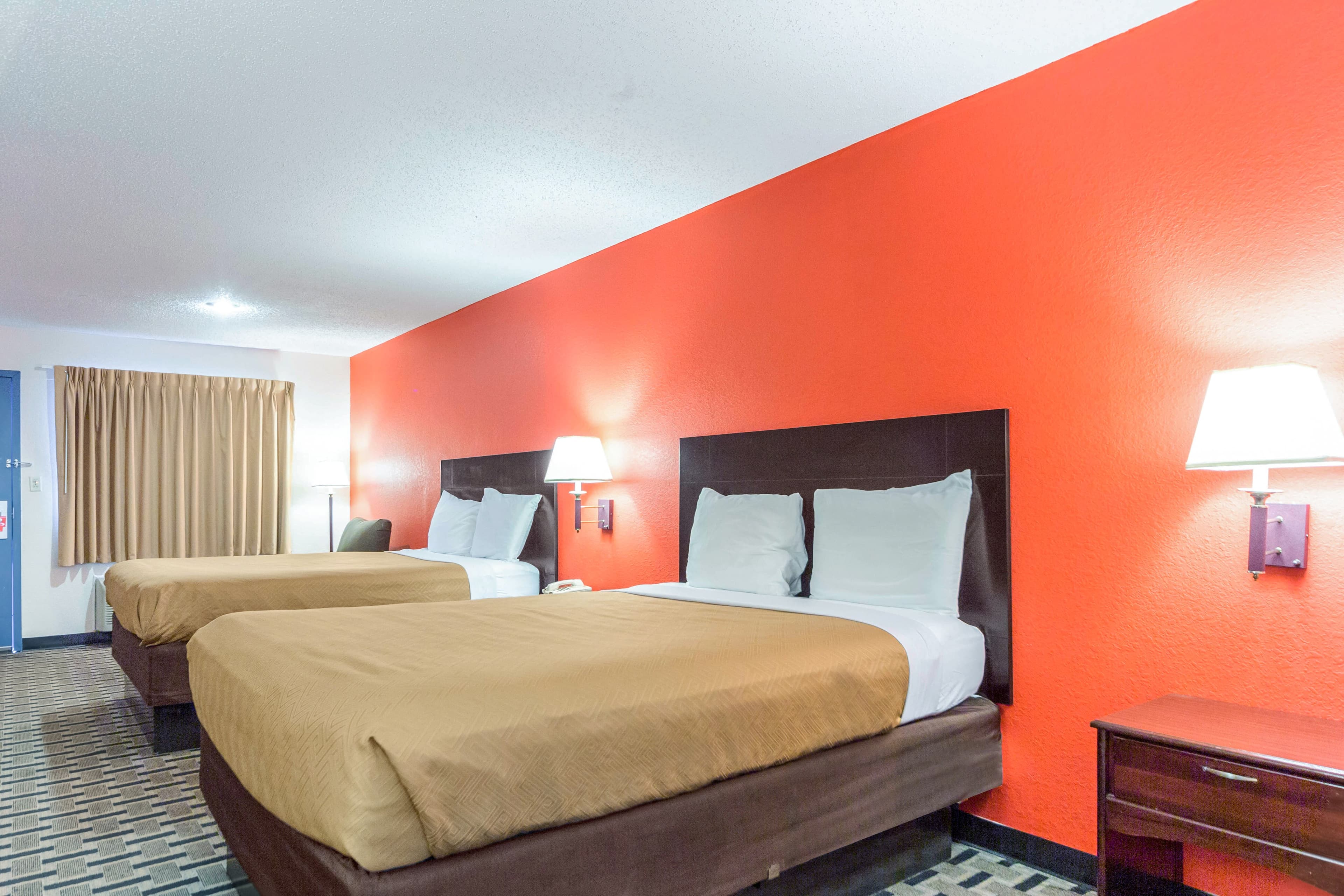Econo Lodge Laurel - Image 3