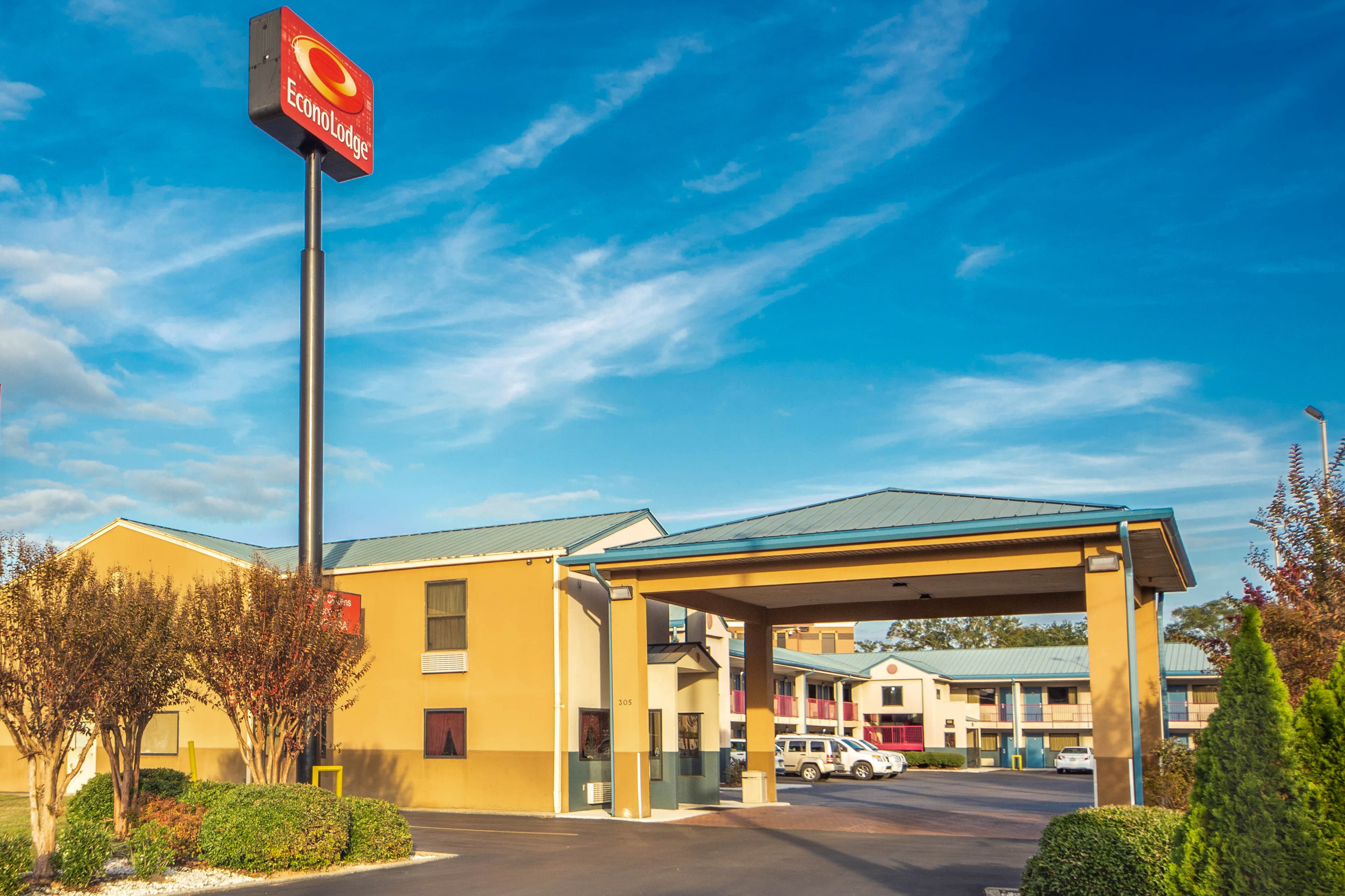 Econo Lodge Laurel - Image 1
