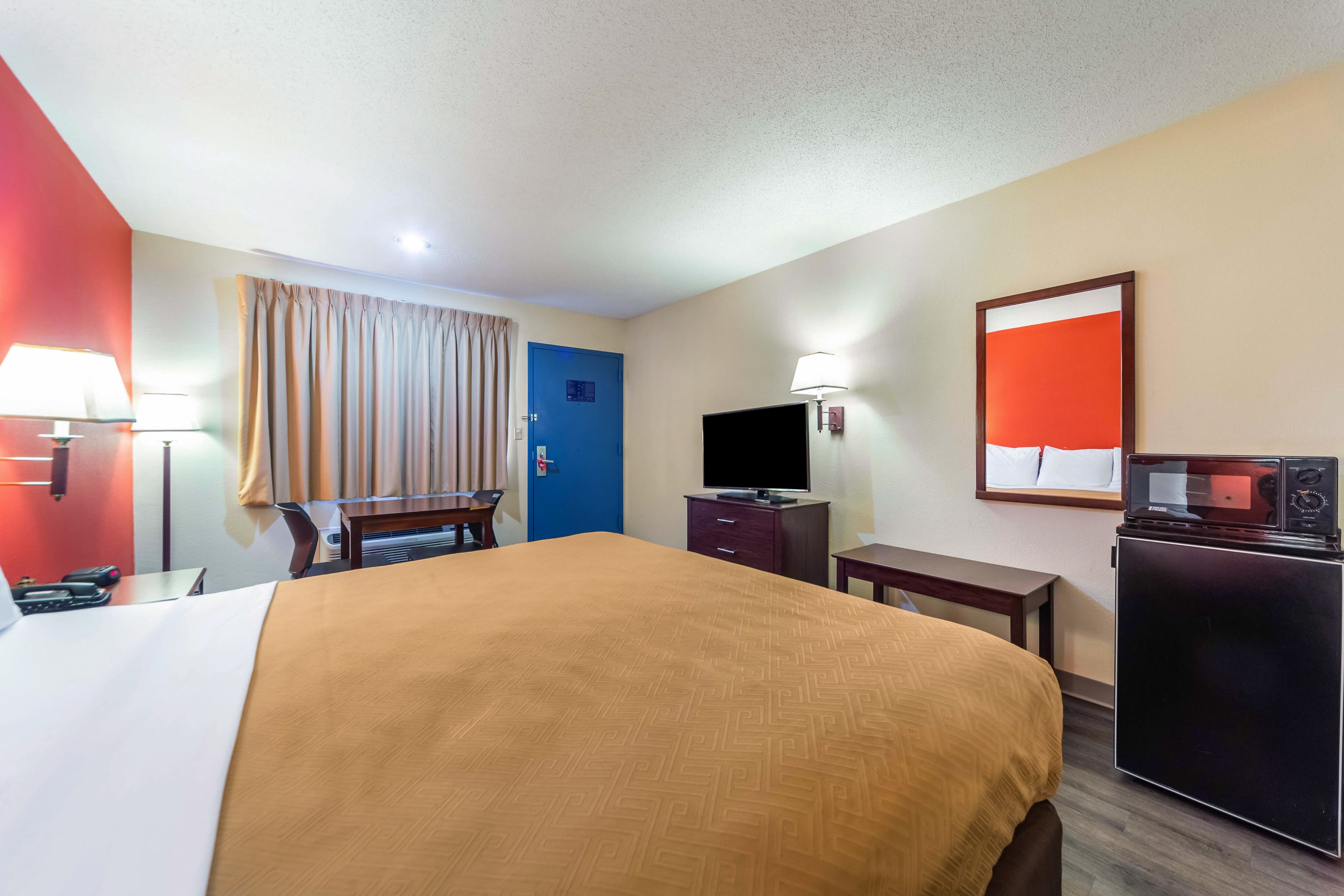 Econo Lodge Laurel — 9