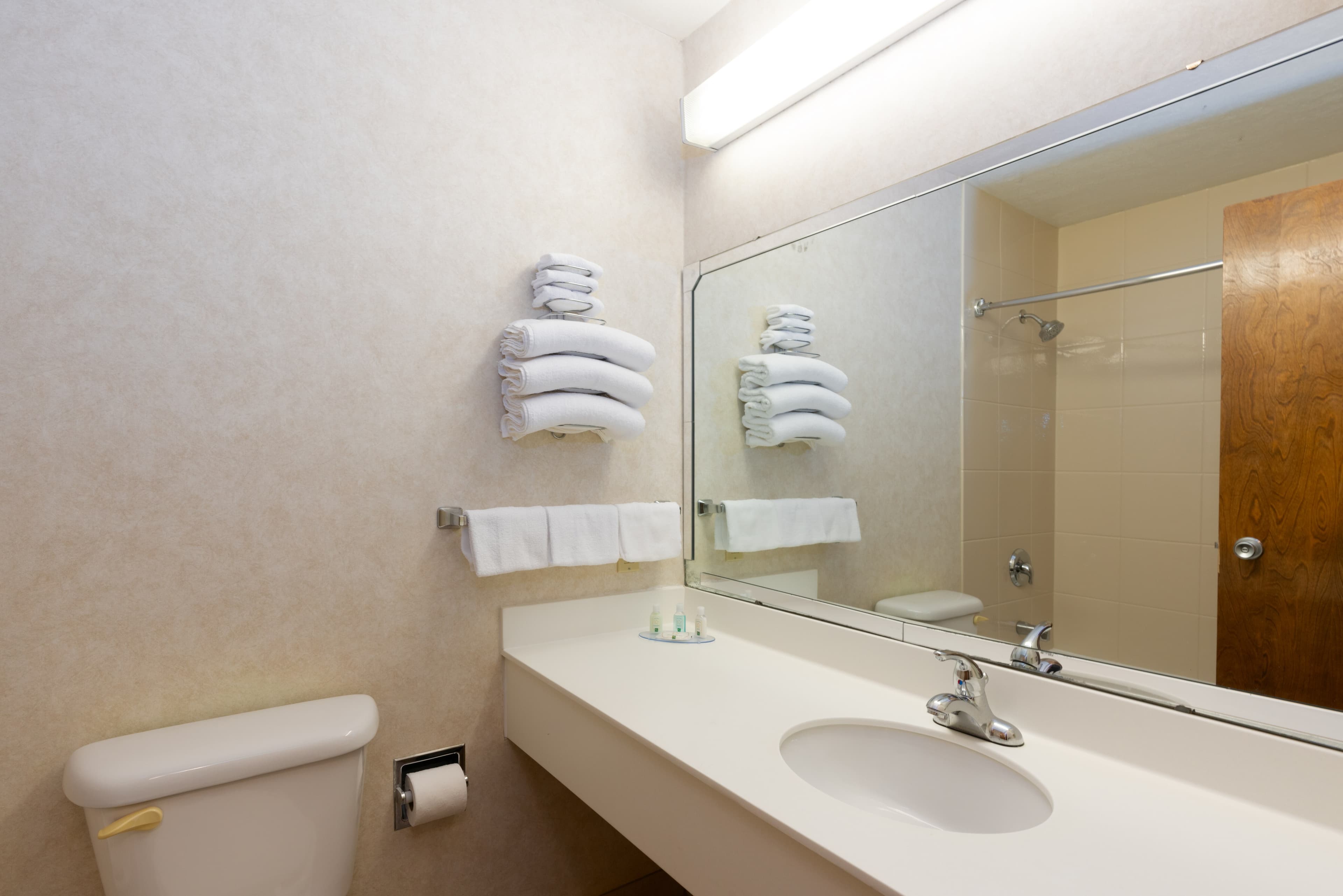 Quality Inn Havre - Image 4