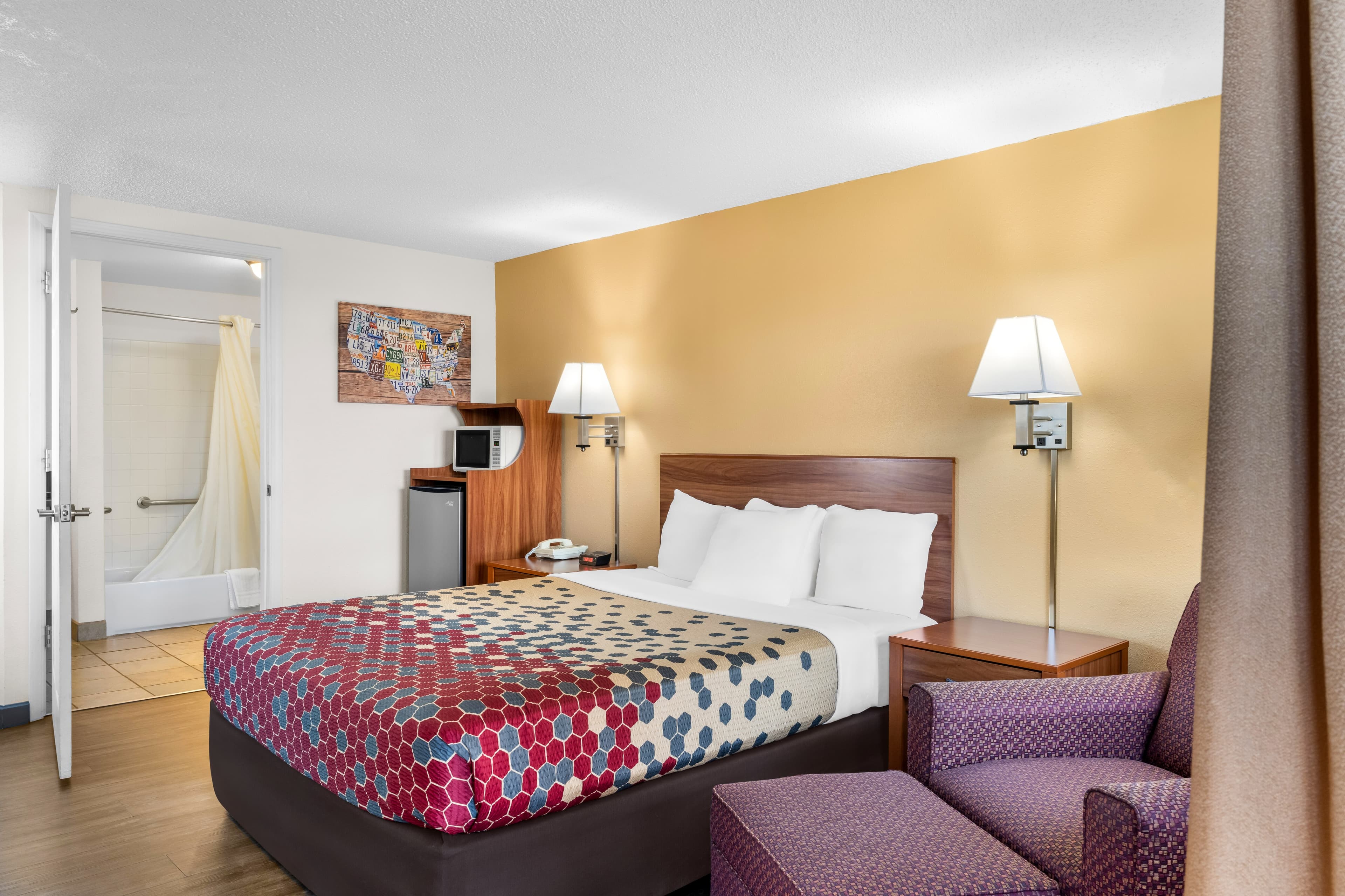 Econo Lodge Miles City I-94 — 9