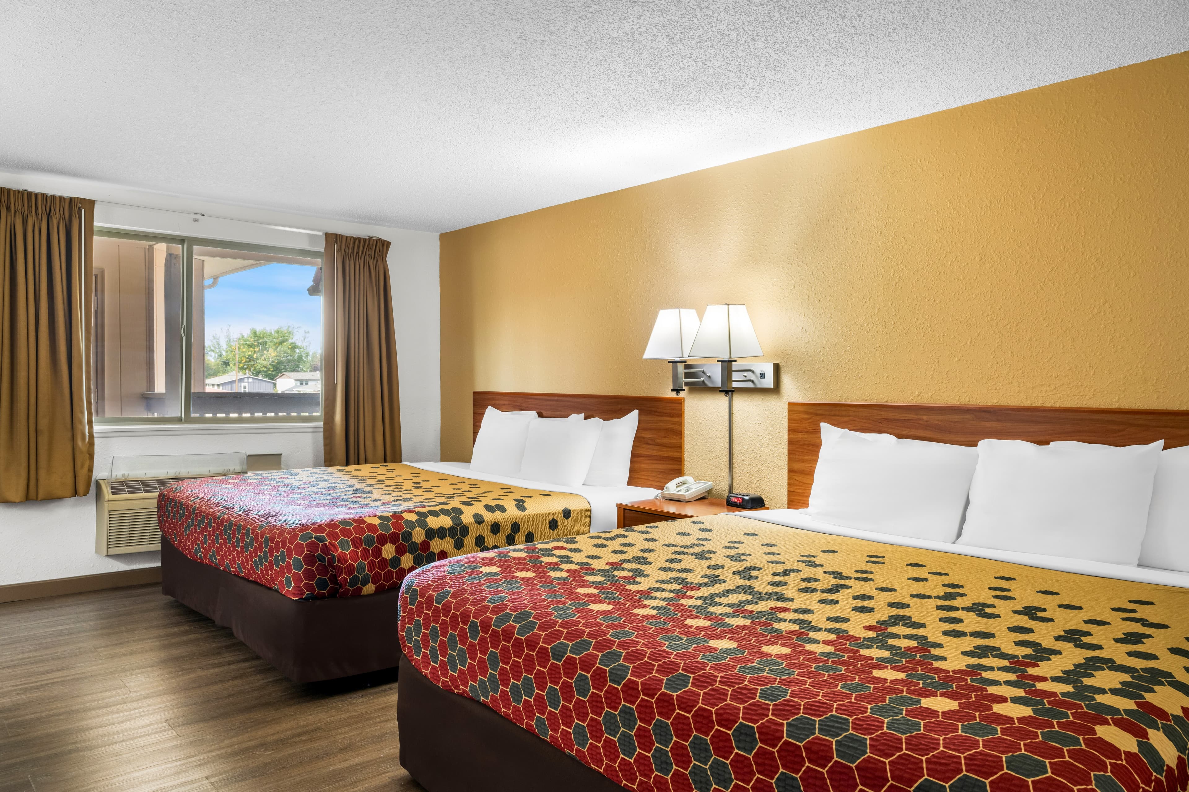 Econo Lodge Miles City I-94 — 33