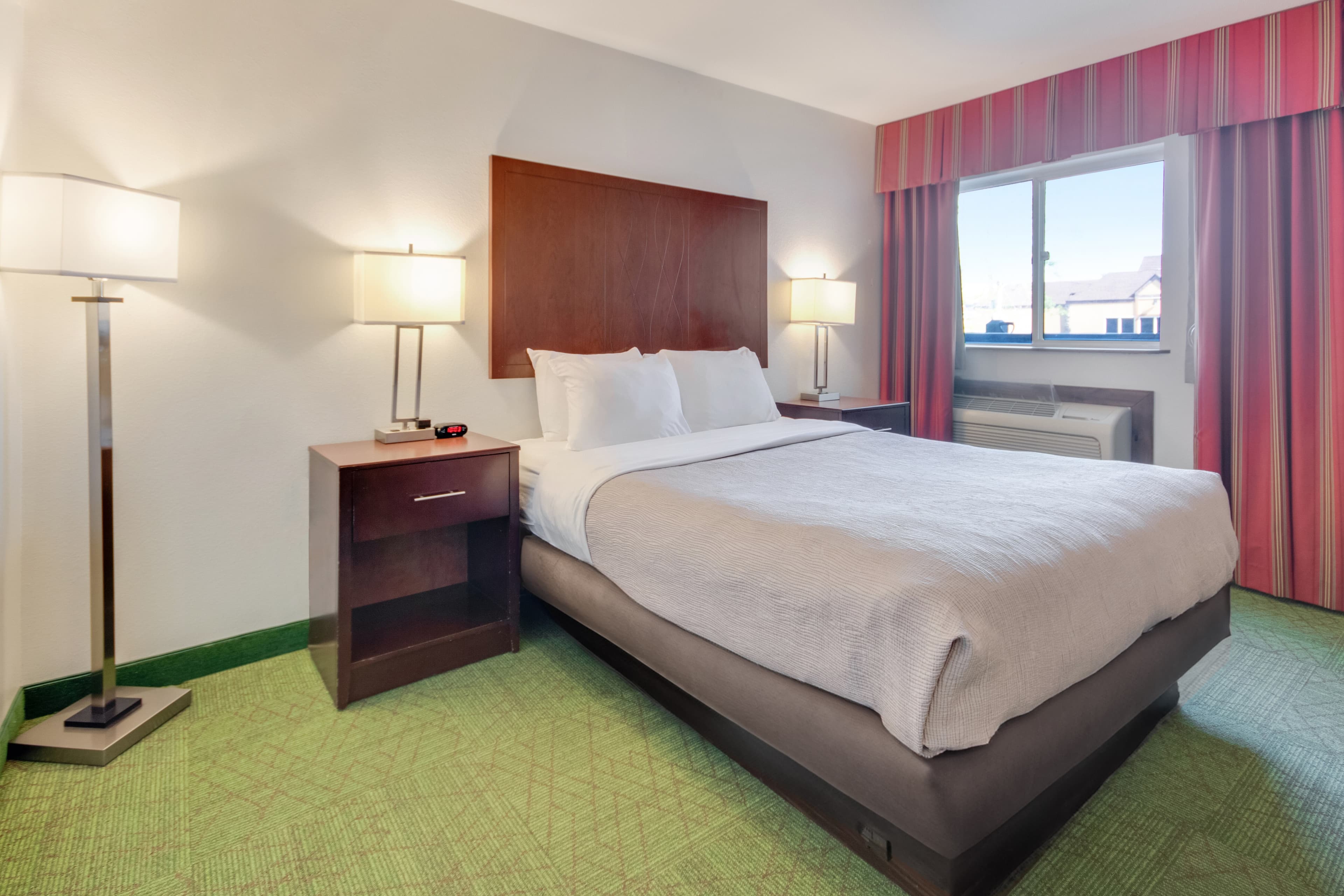 Quality Inn Belgrade - Bozeman Yellowstone Airport - Image 3