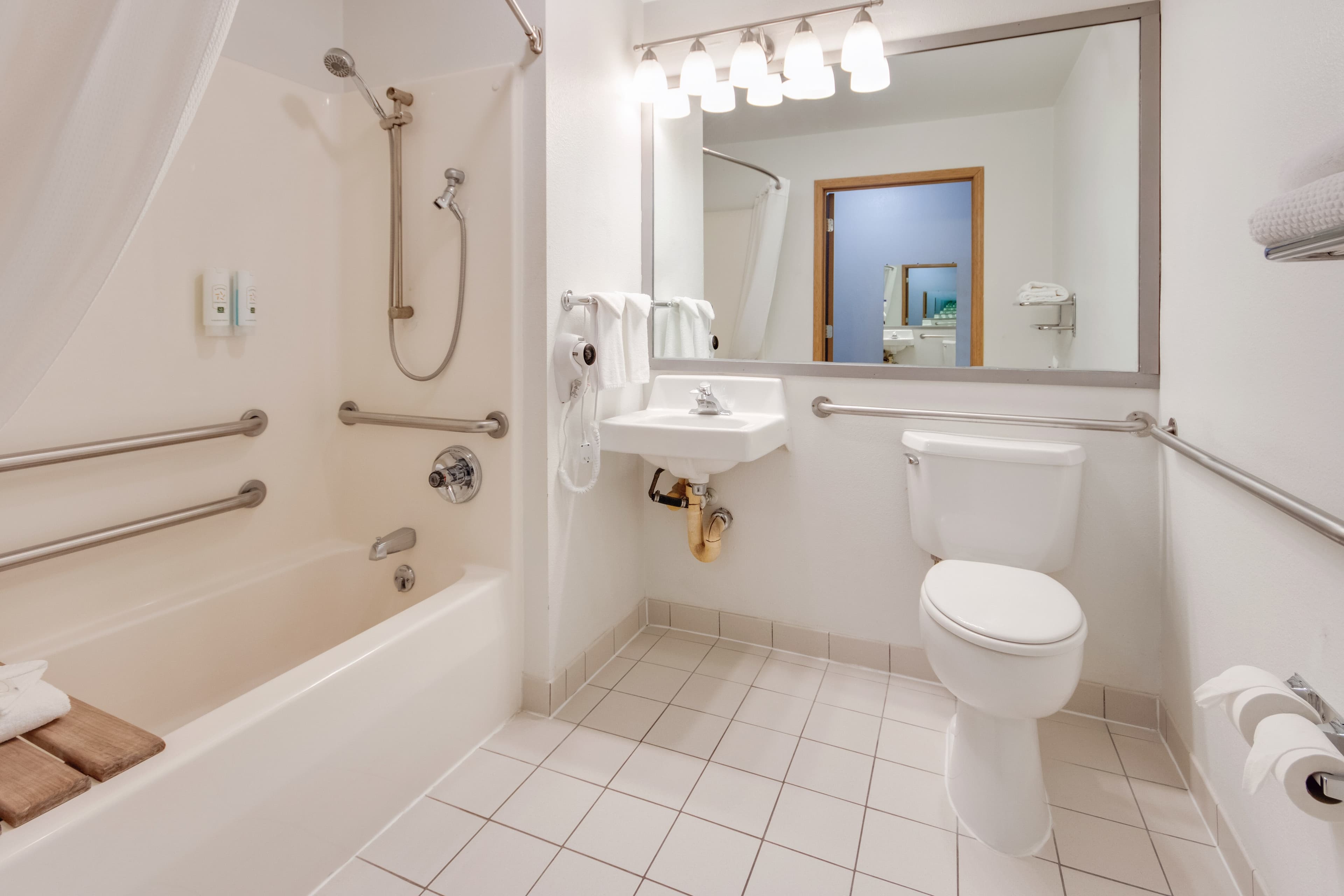 Quality Inn Belgrade - Bozeman Yellowstone Airport - Image 5