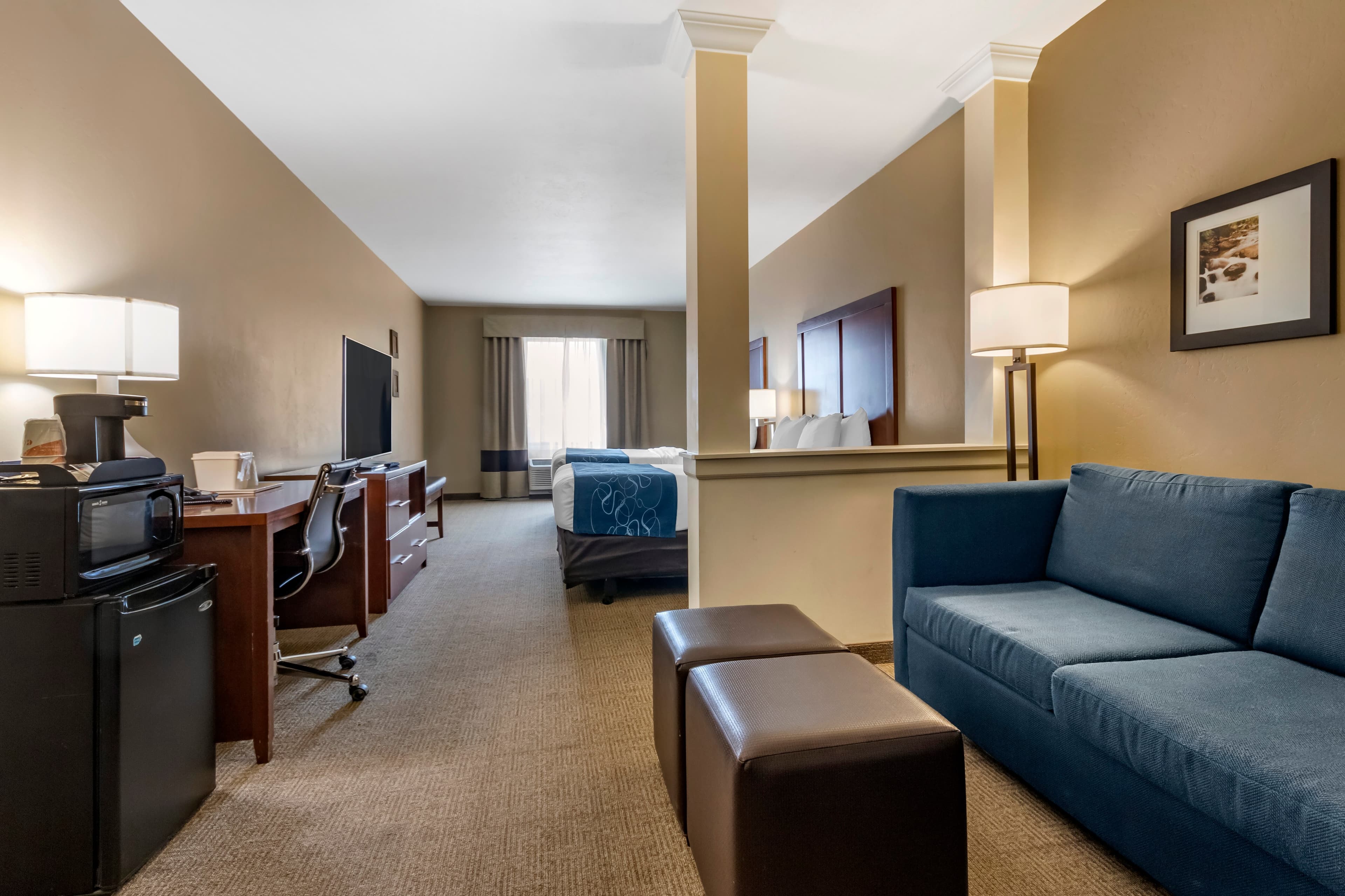 Comfort Suites Airport-University — 11