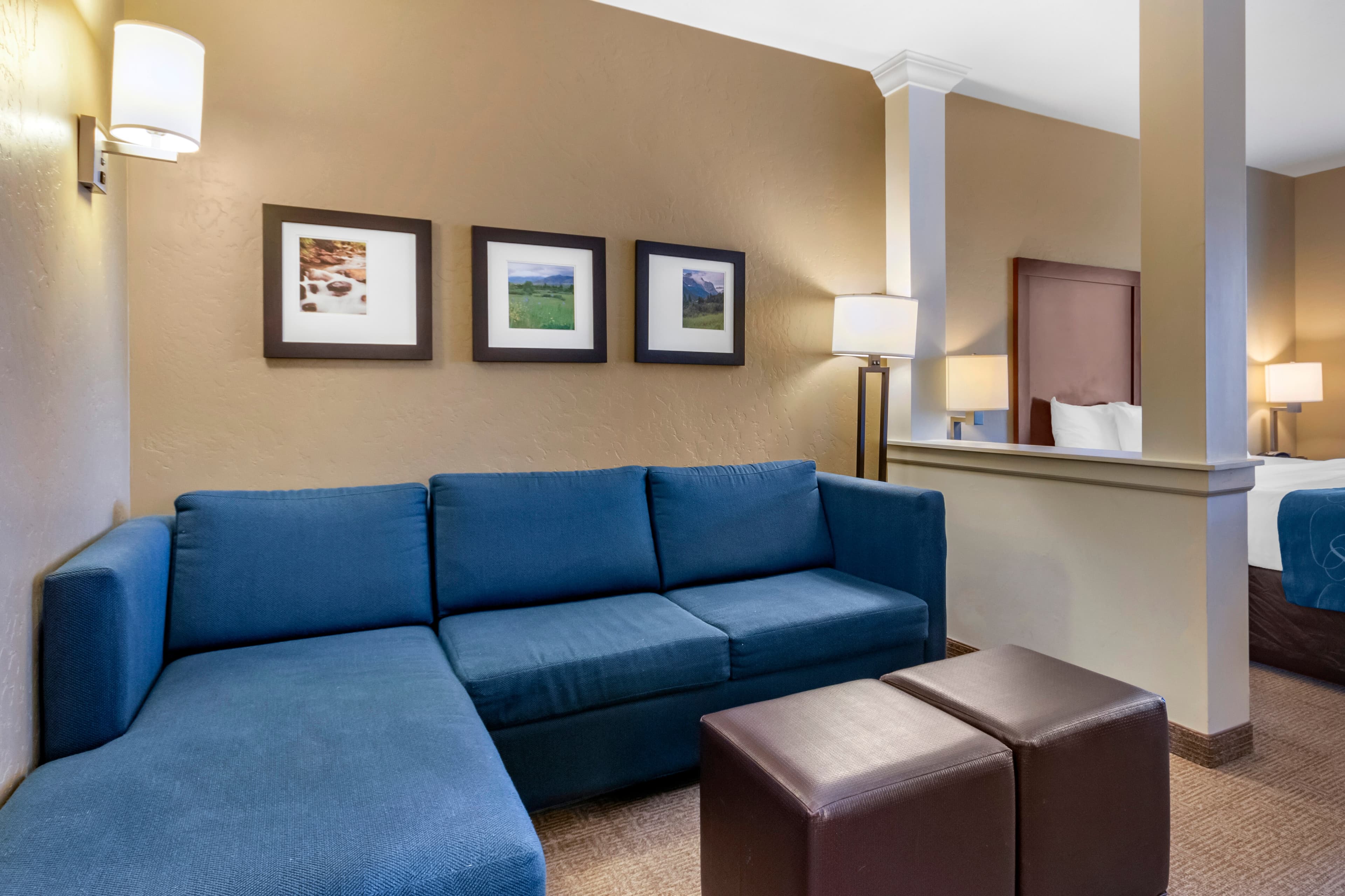 Comfort Suites Airport-University — 16