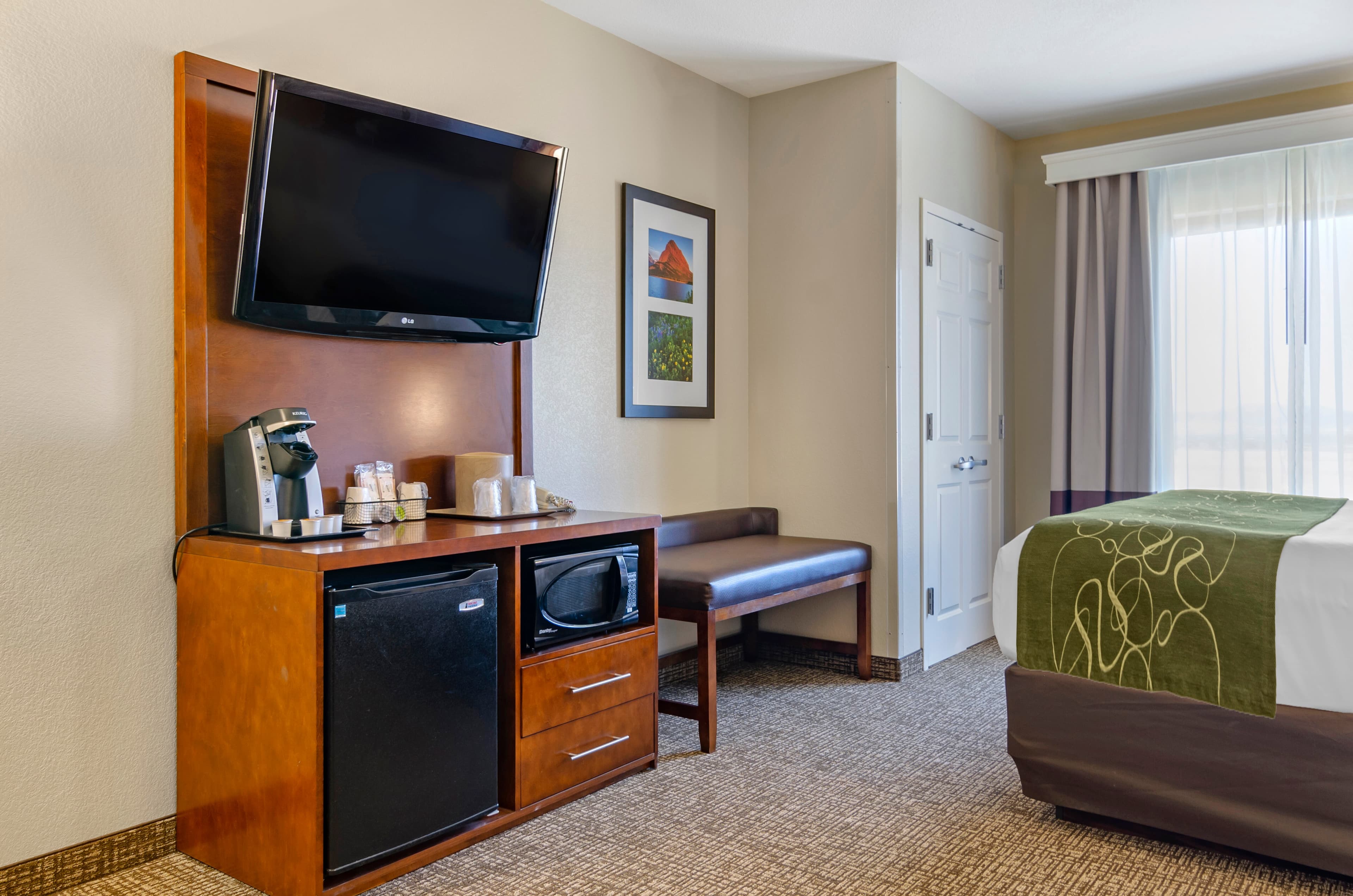 Comfort Suites Helena Airport — 13