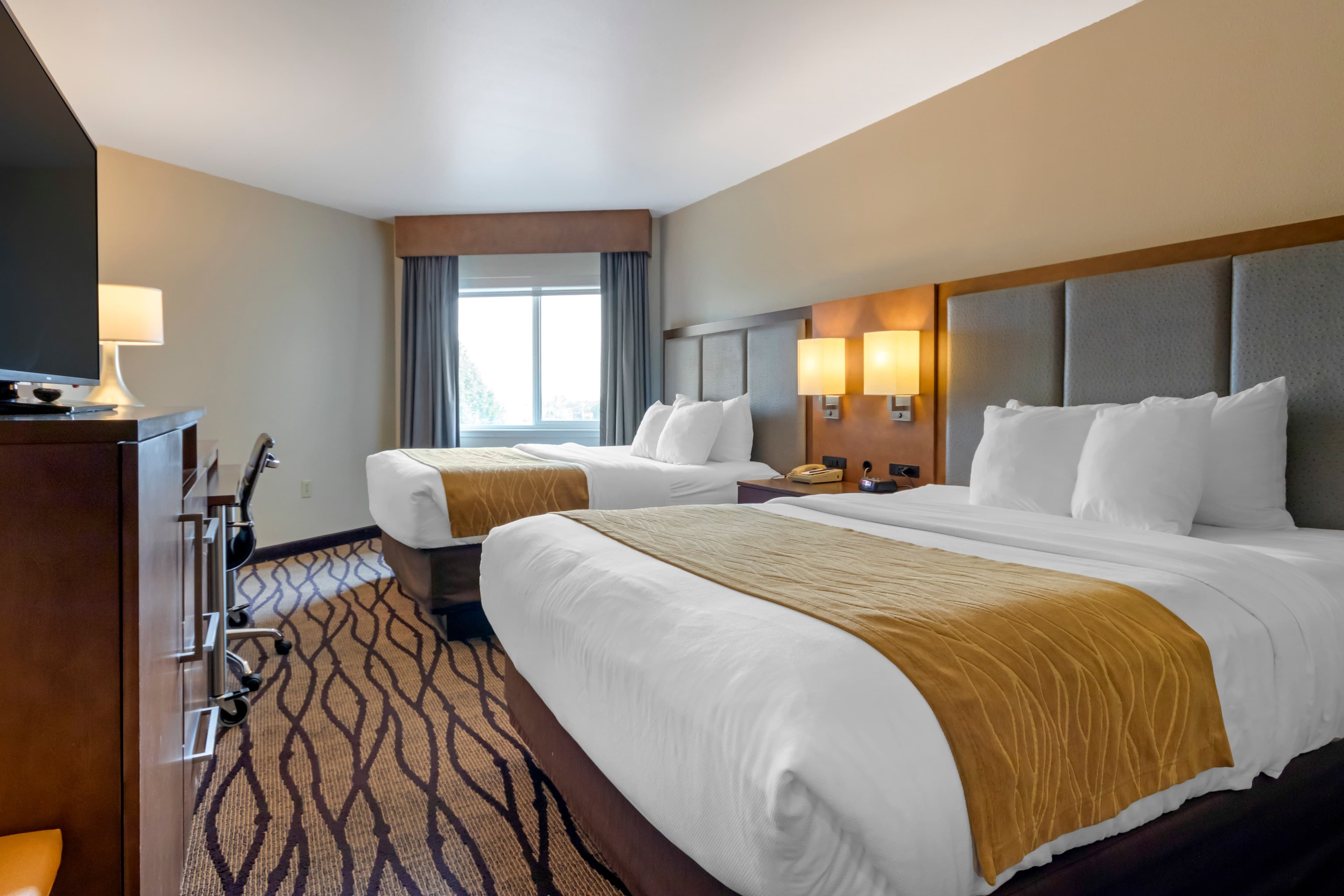 Comfort Inn & Suites Market - Airport — 14