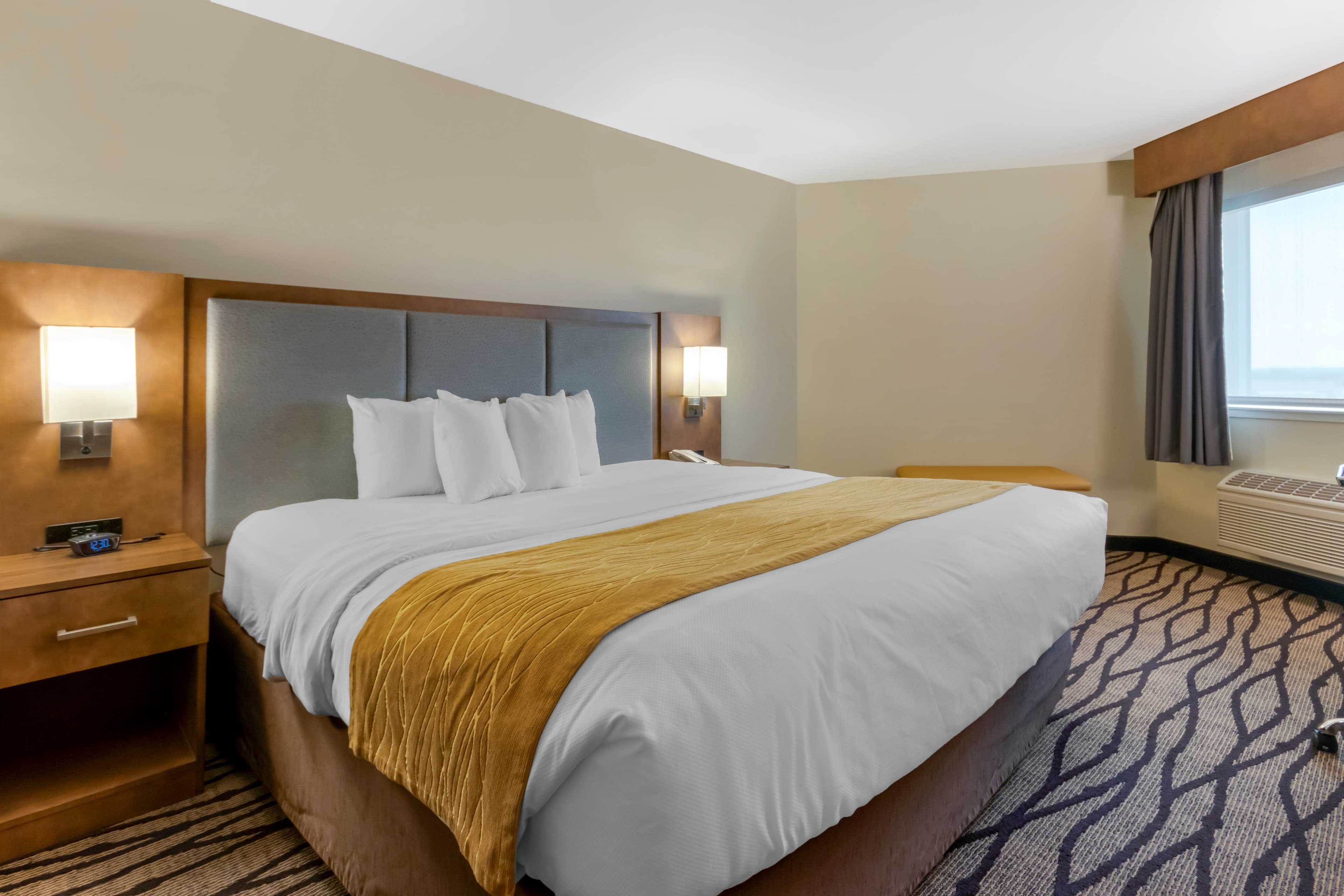 Comfort Inn & Suites Market - Airport — 25