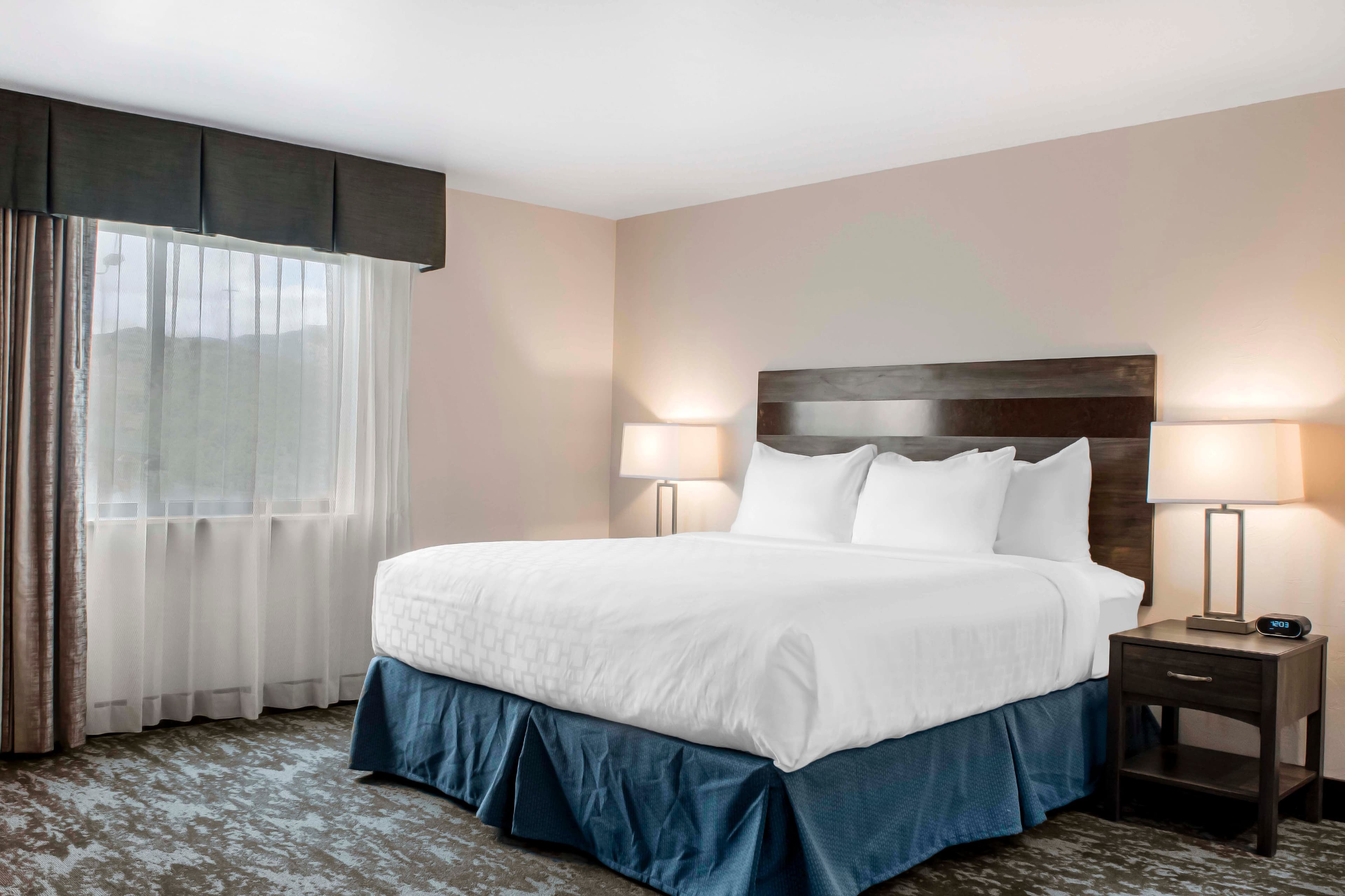 Copper King Convention Center, an Ascend Collection Hotel — 14
