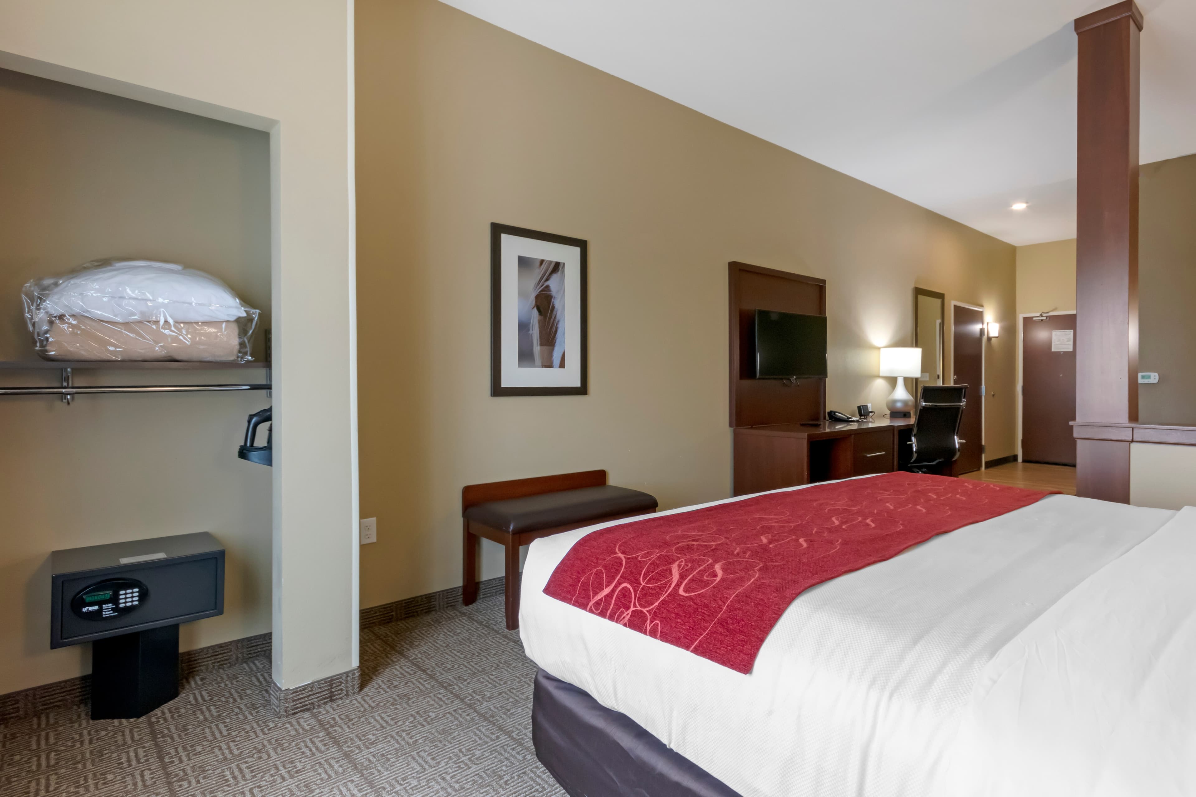 Comfort Suites Billings - Image 4