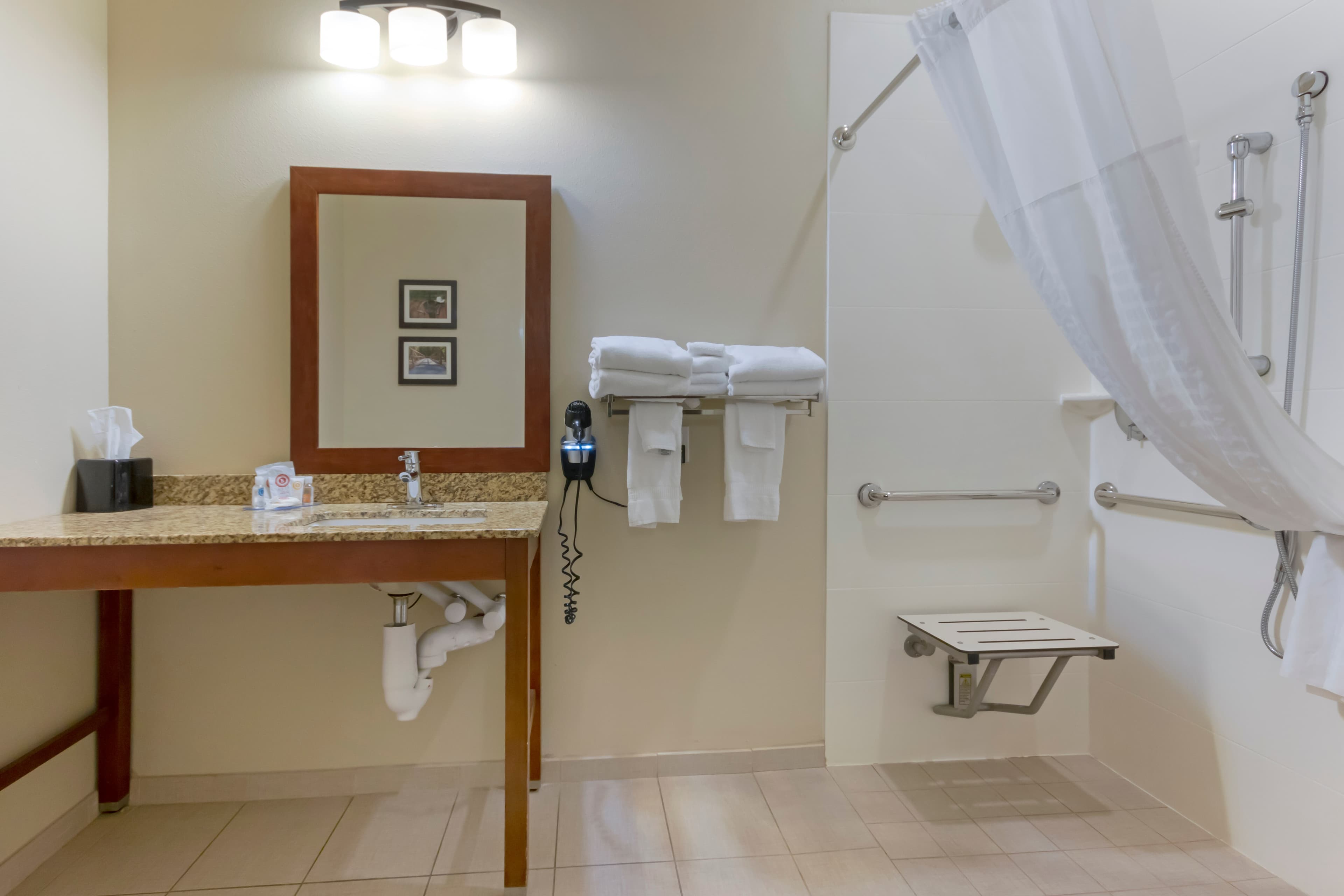 Comfort Suites Billings - Image 5