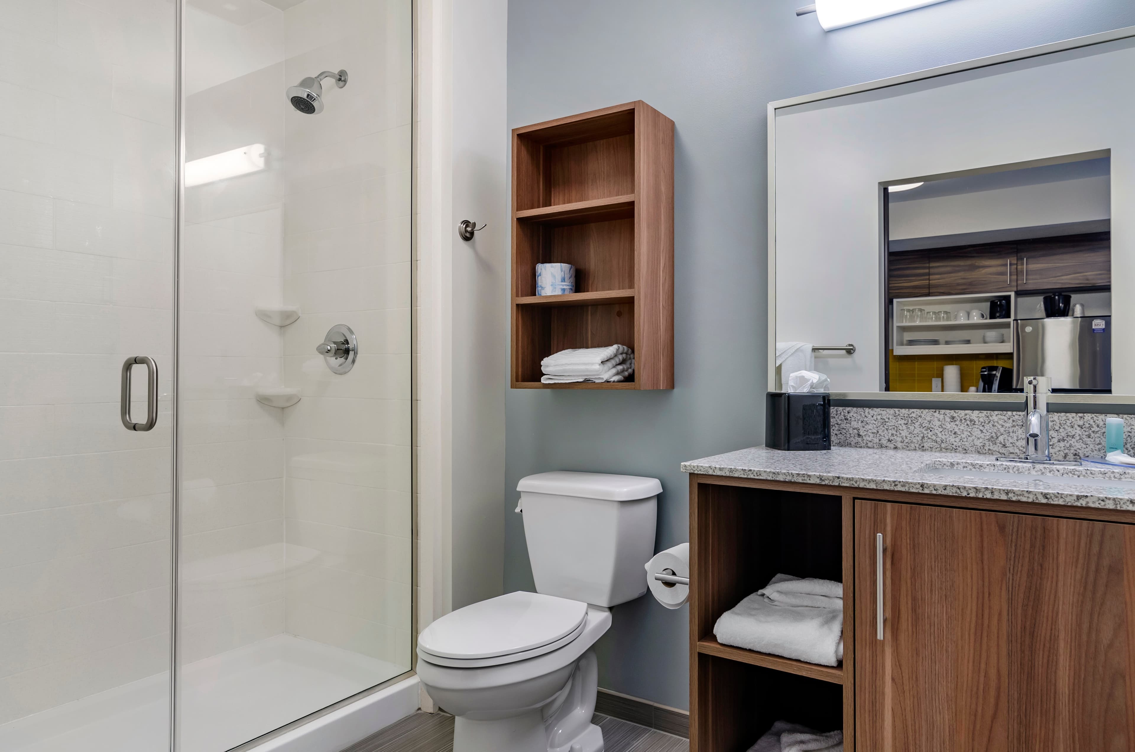 MainStay Suites Great Falls Airport - Image 5