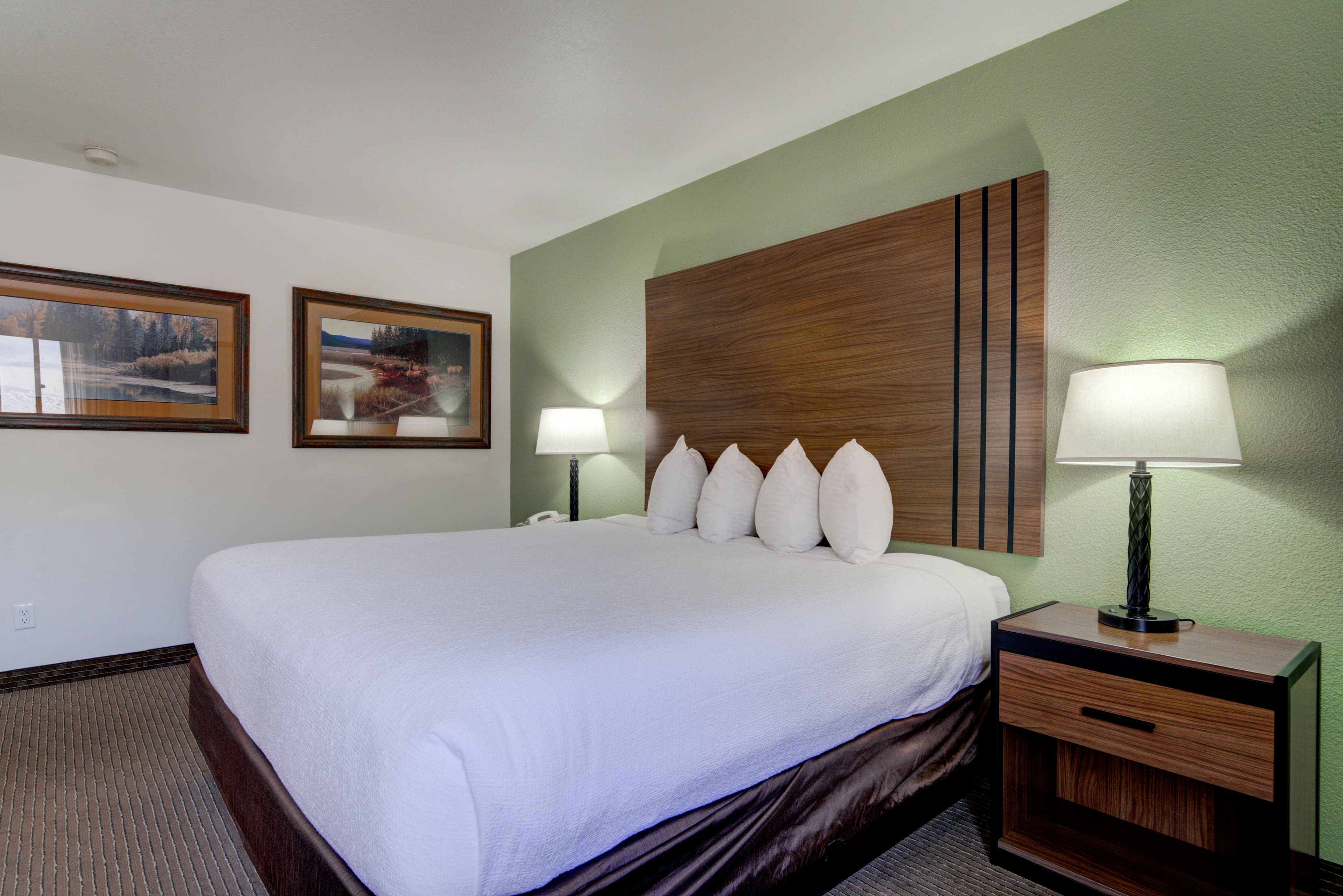 Ridgeline Hotel at Yellowstone, an Ascend Collection Hotel — 4