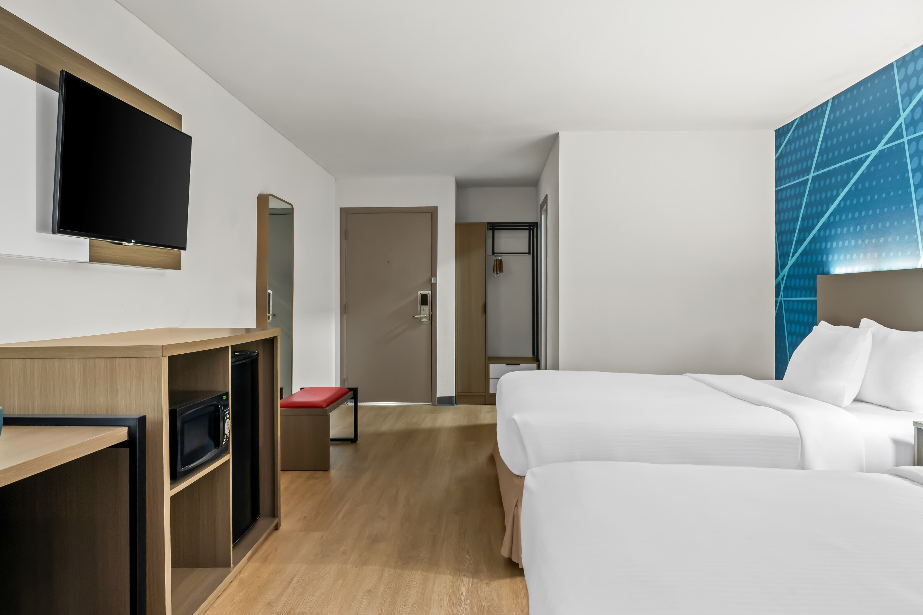 Comfort Inn & Suites — 15