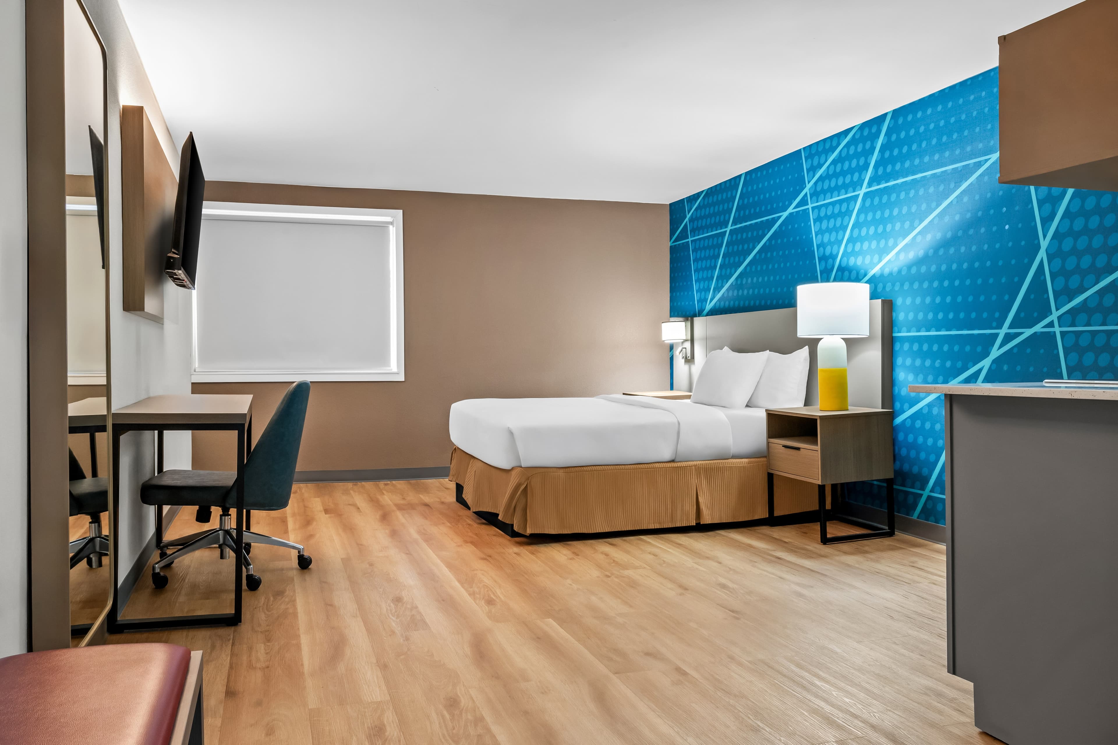 Comfort Inn & Suites — 18