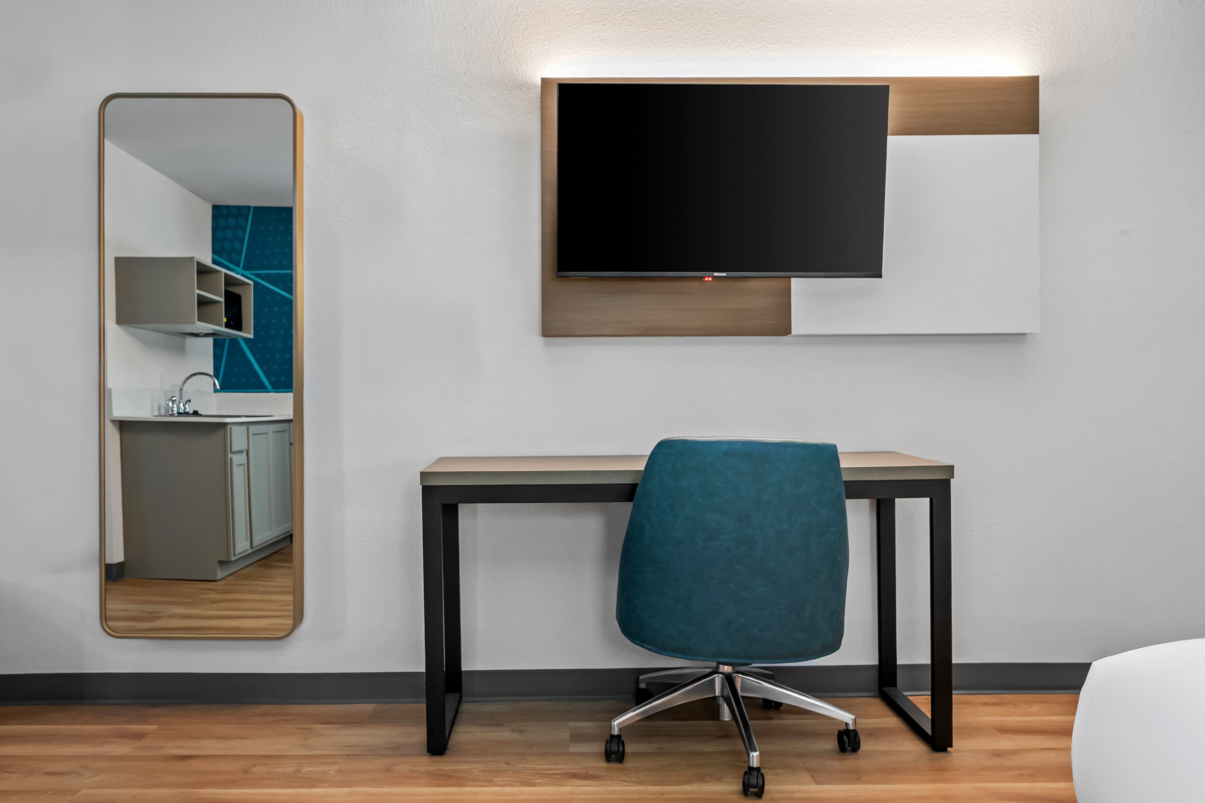 Comfort Inn & Suites — 19