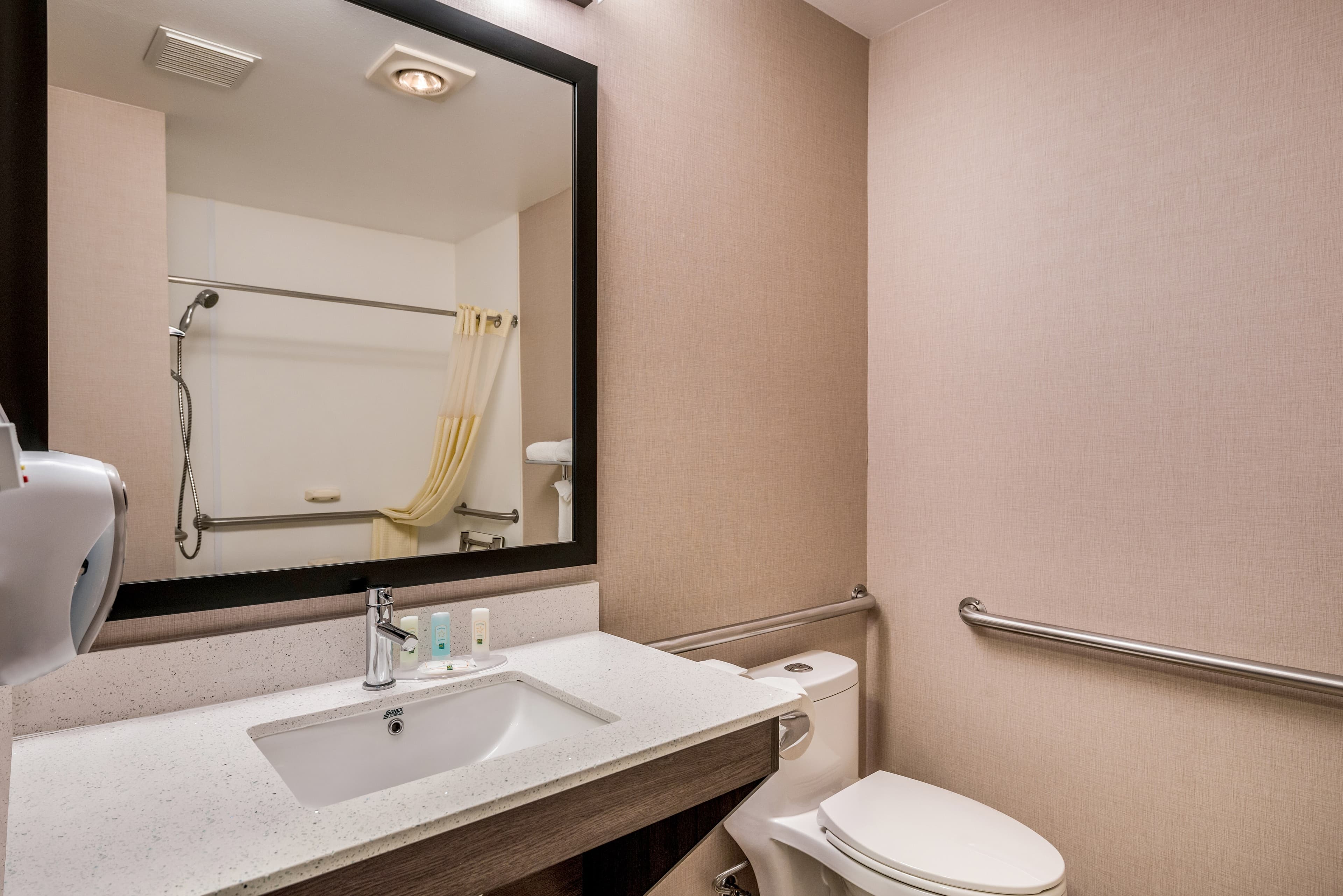 Quality Inn & Suites Missoula Westside — 8
