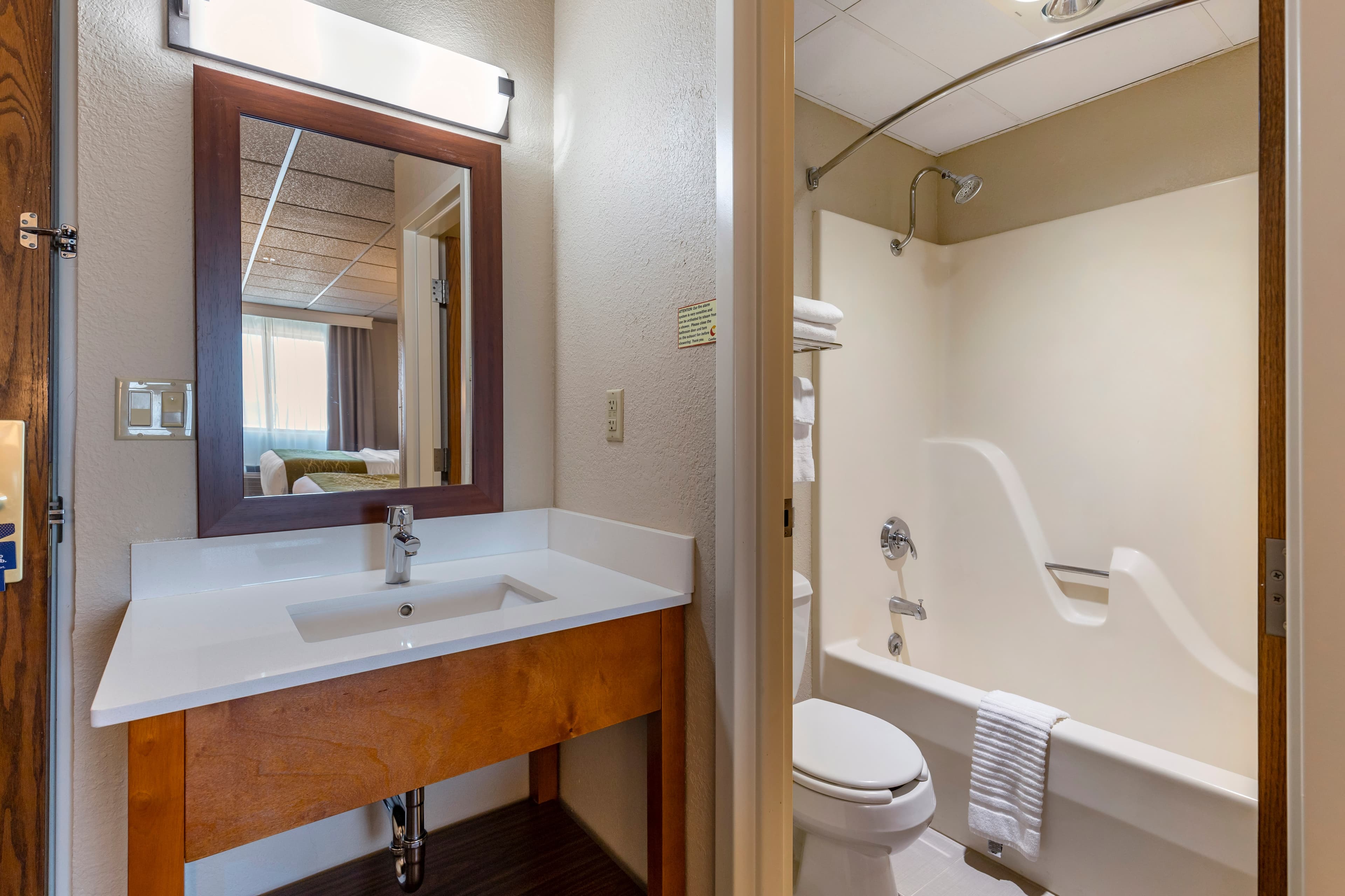 Comfort Inn & Suites Gateway to Glacier National Park — 33