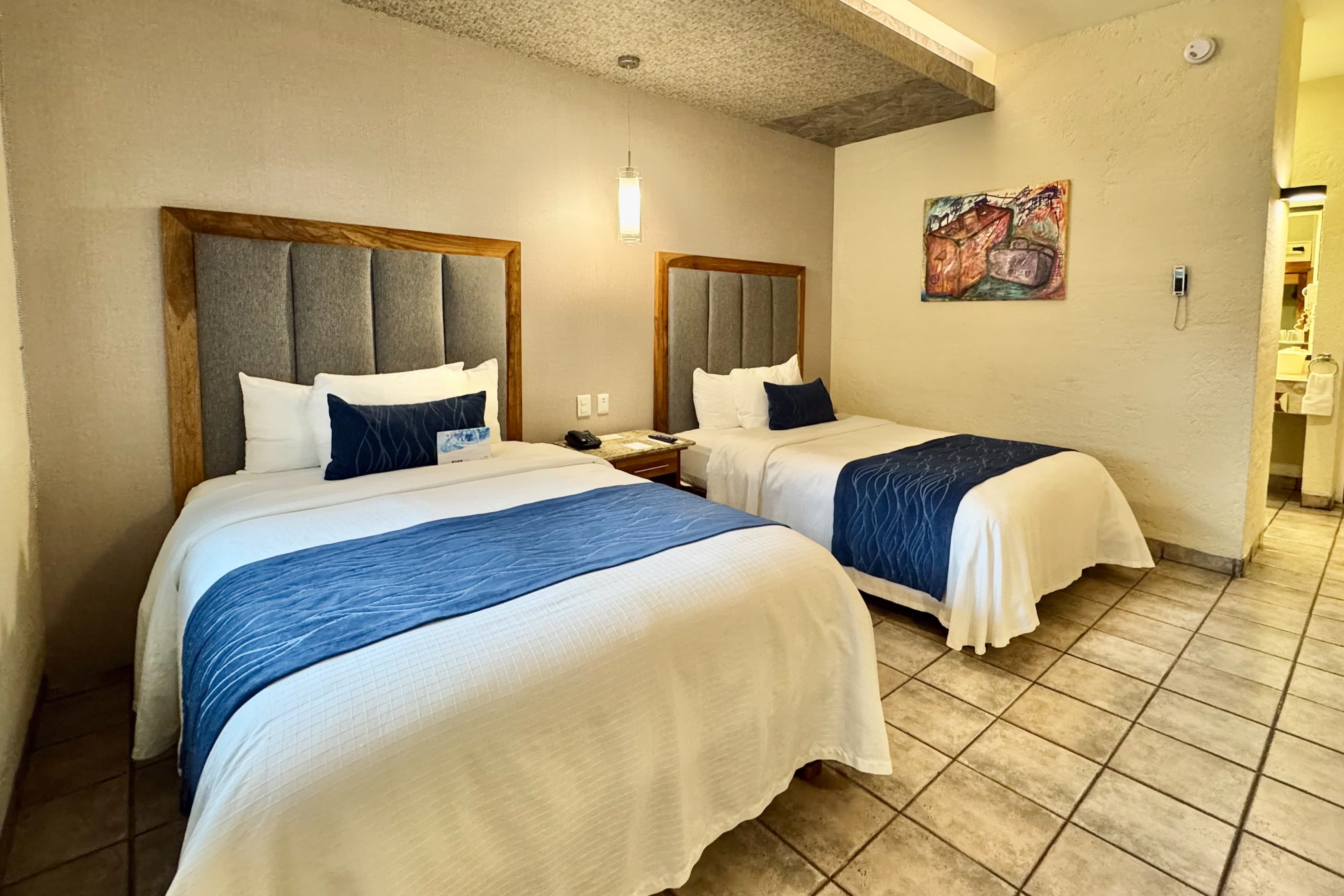 Comfort Inn Cordoba — 12